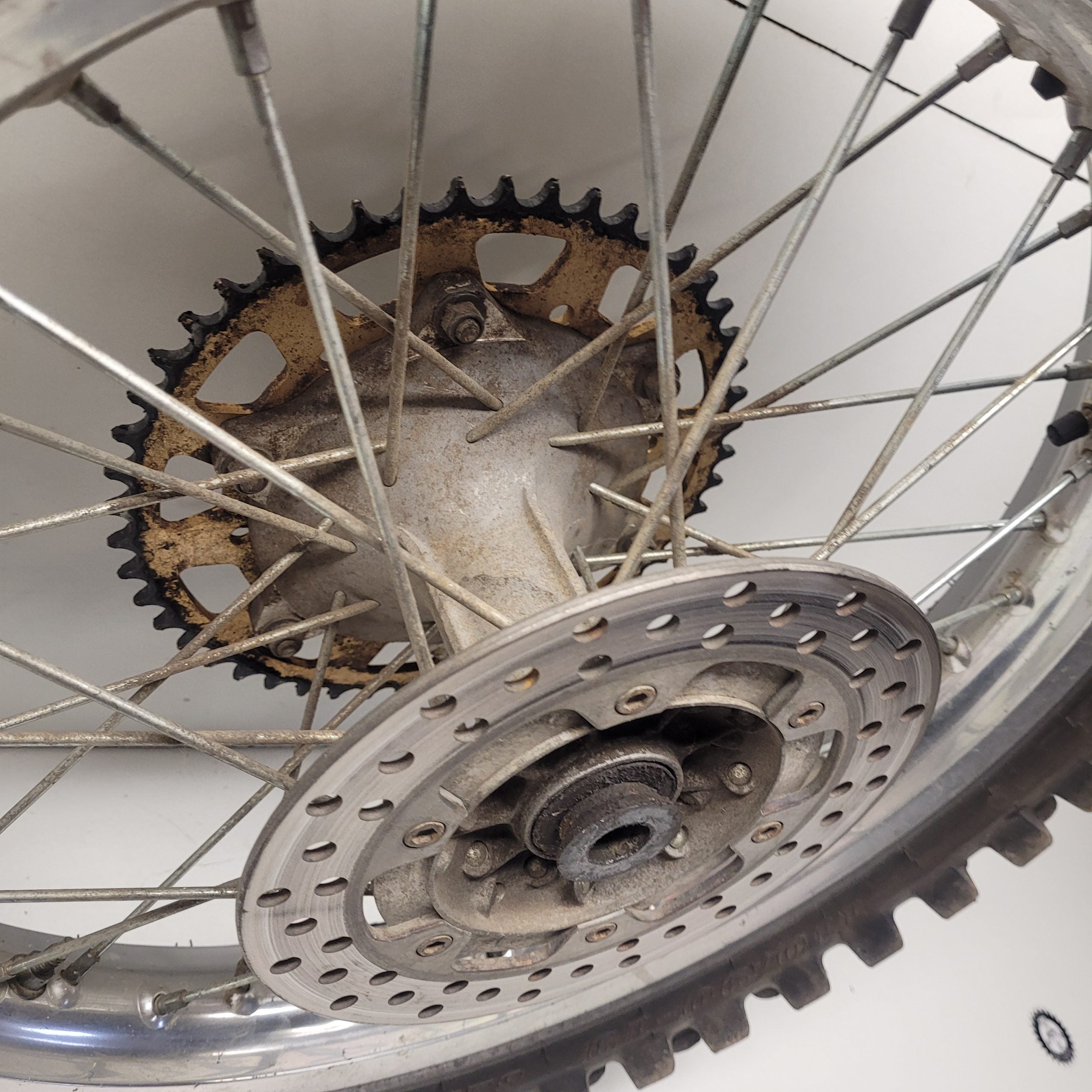 roue arrière yamaha 250 yz 1996