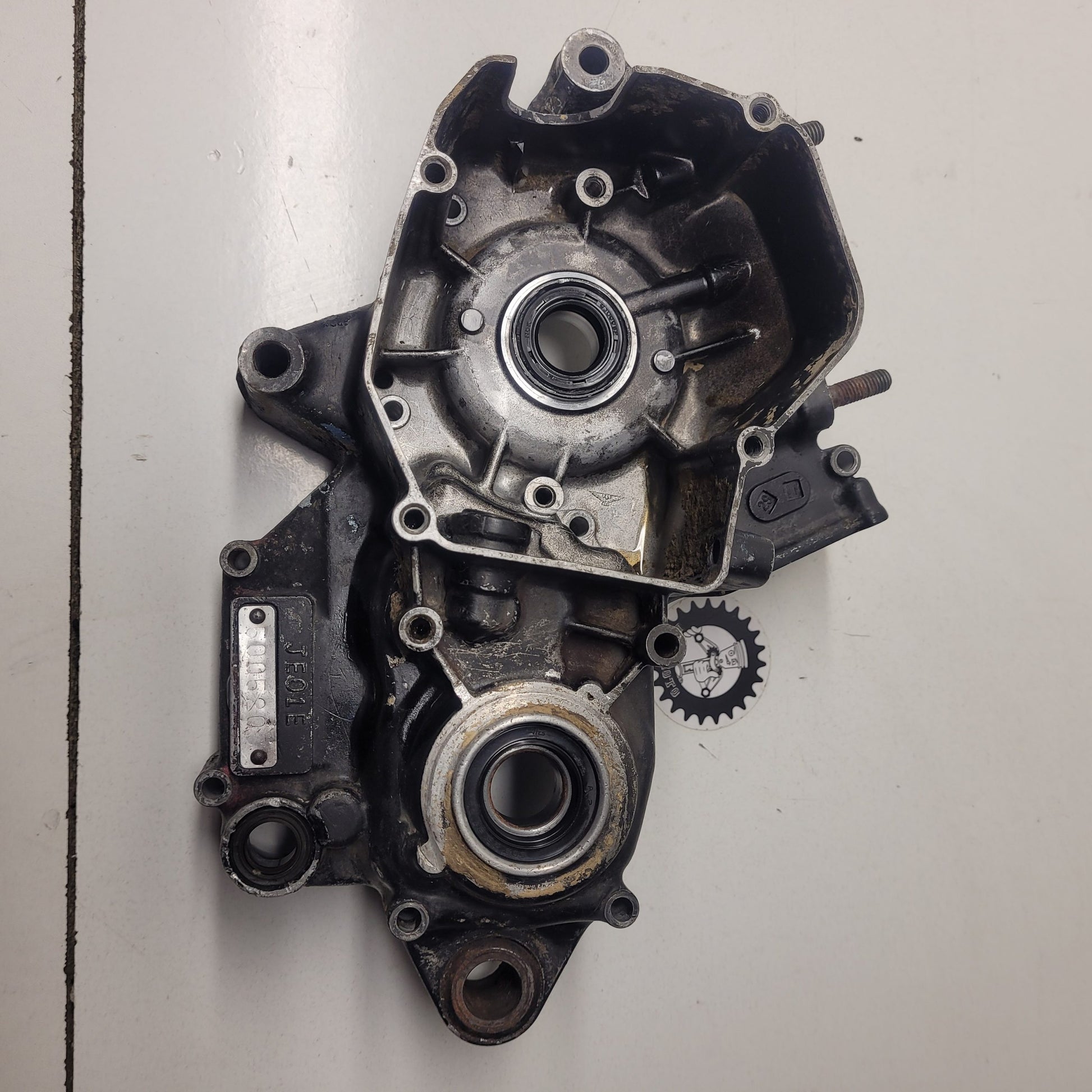 carter moteur gauche honda 125 cr 1989-1
