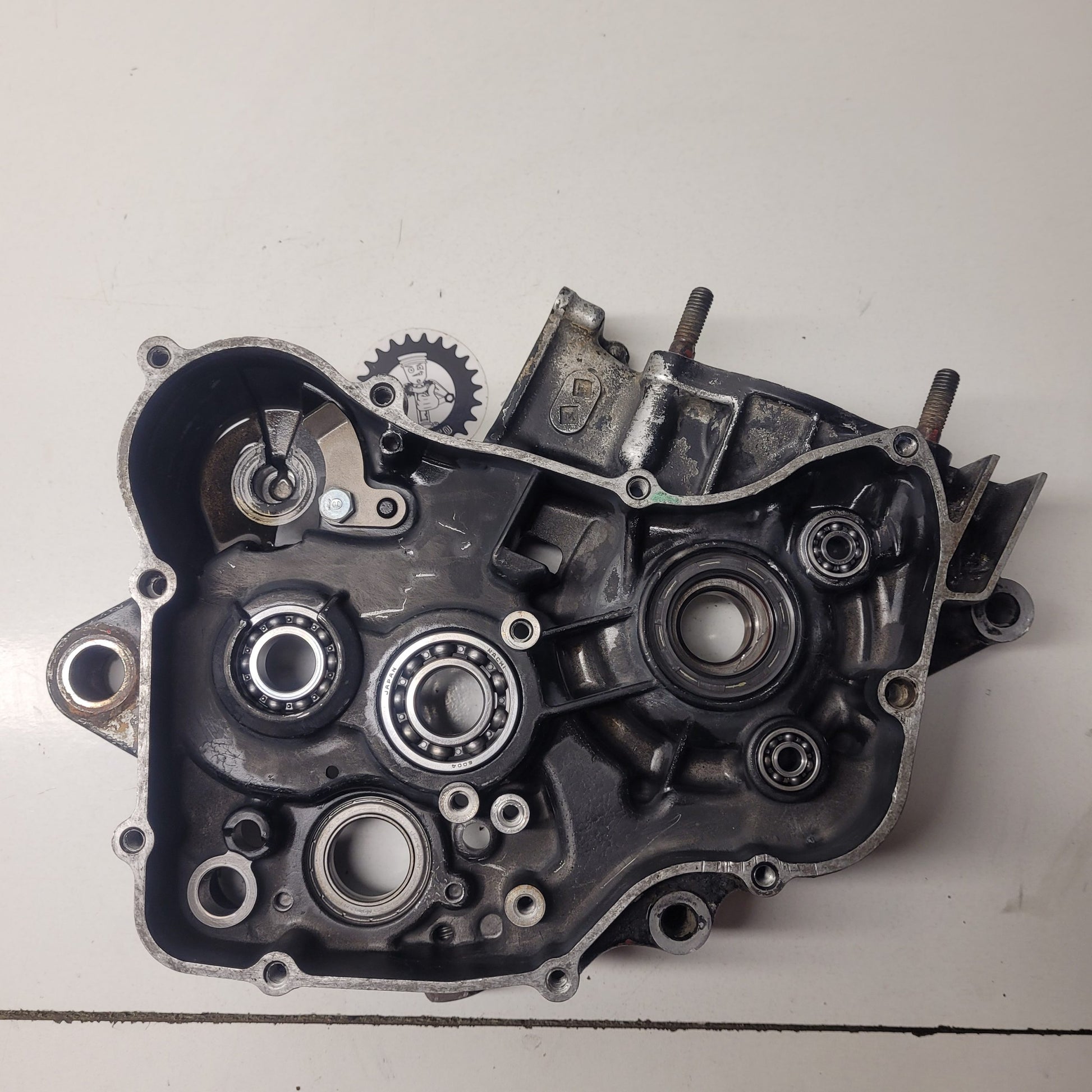 carter moteur gauche honda 125 cr 1989-4