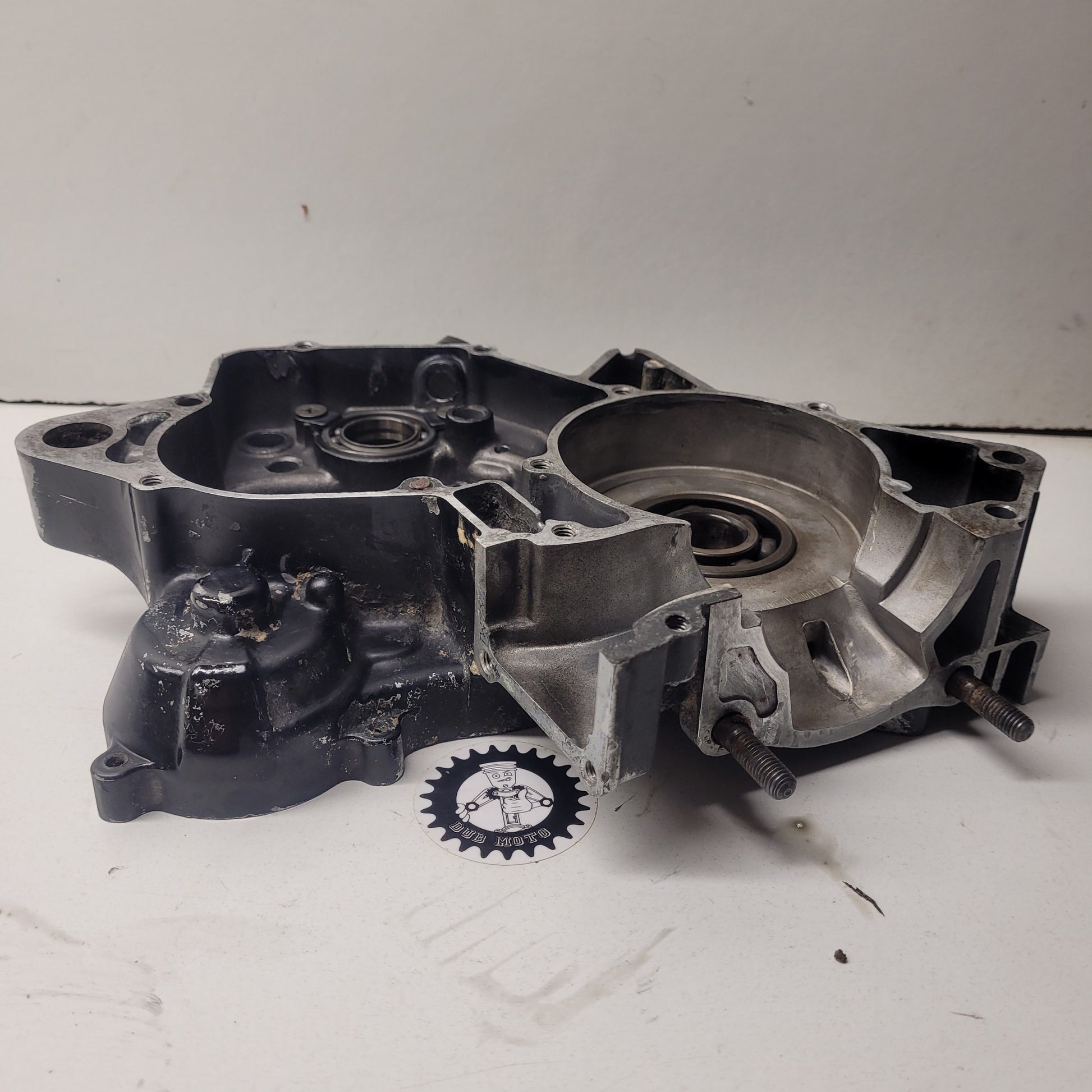 carter moteur droit honda 125 cr 1989-4