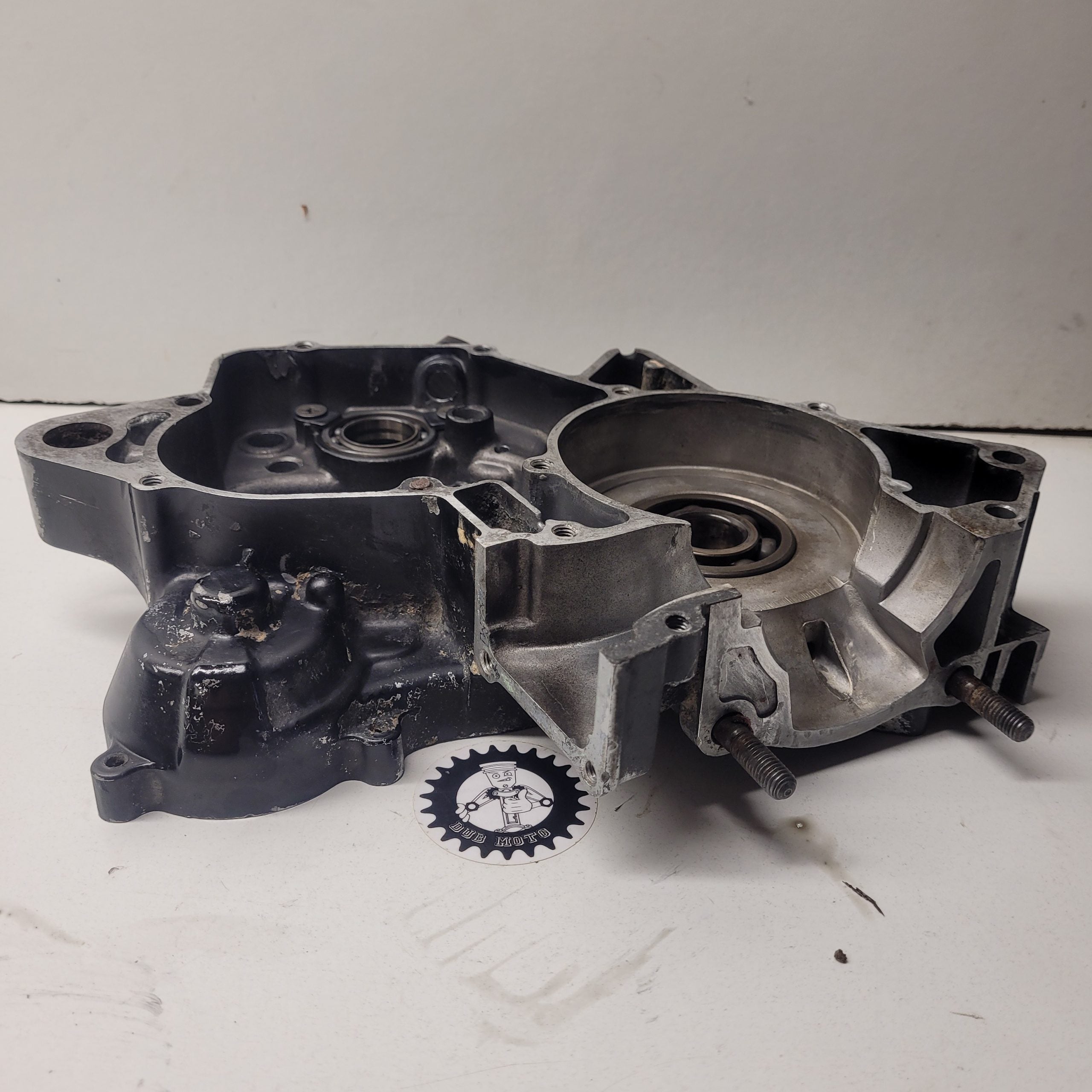 carter moteur droit honda 125 cr 1989-4