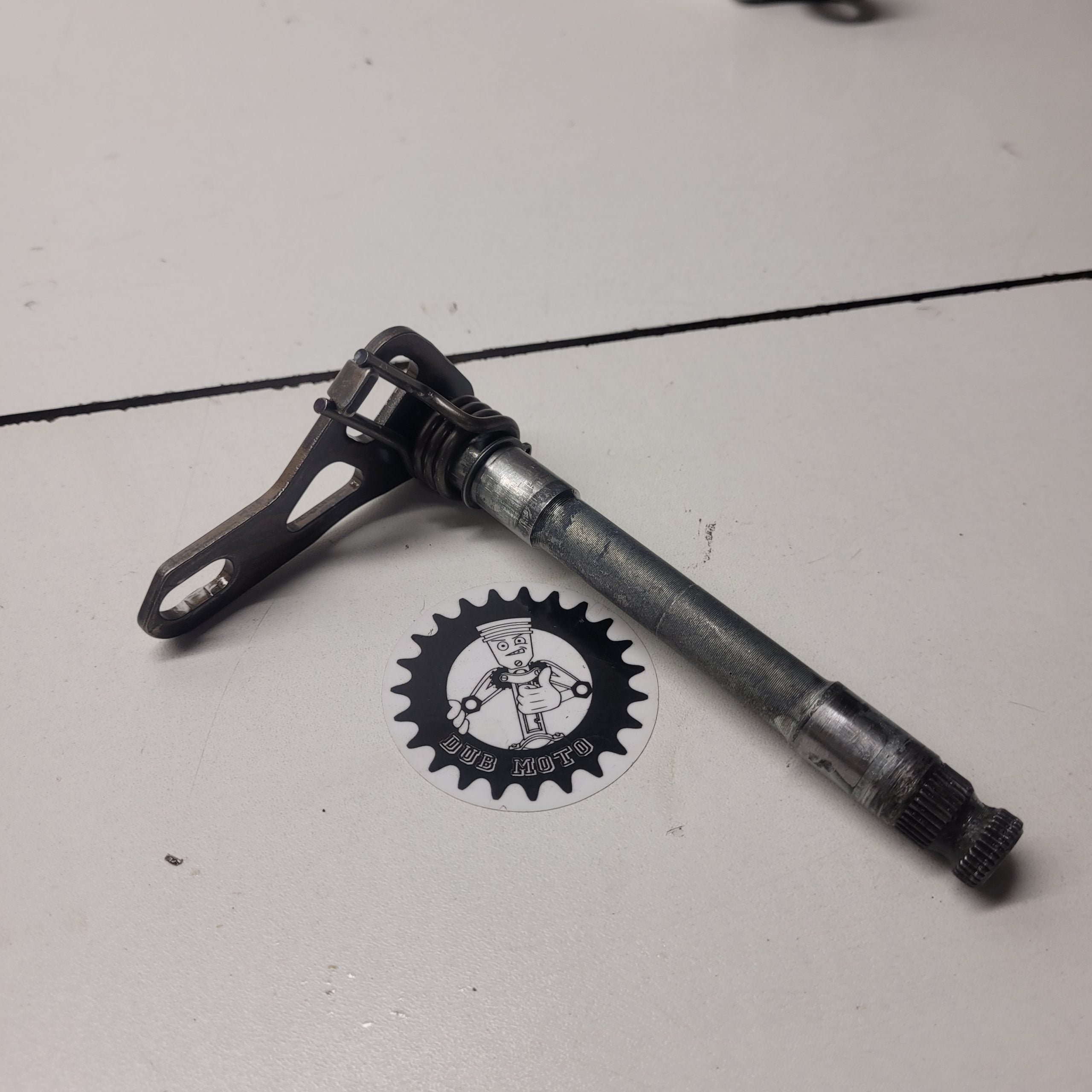 axe de selecteur honda 125 cr 2000