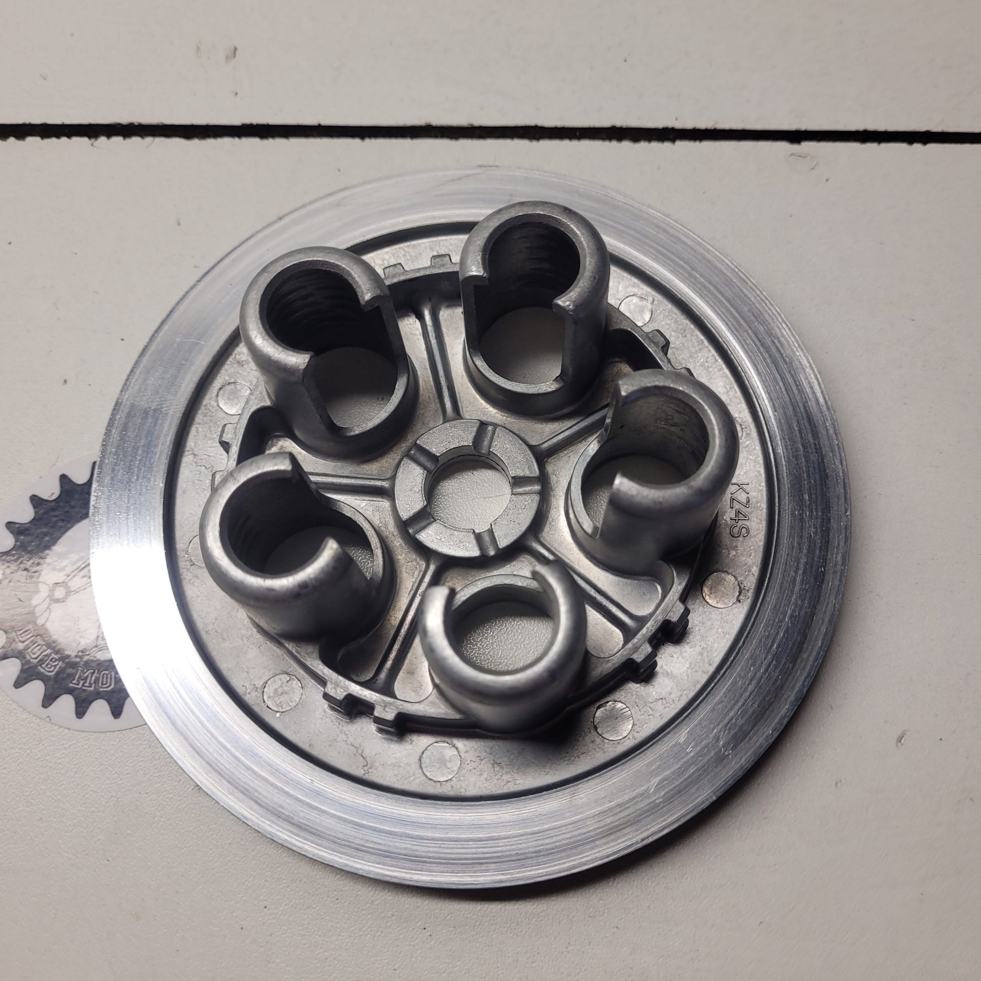plateau embrayage honda 125 cr 2000-2