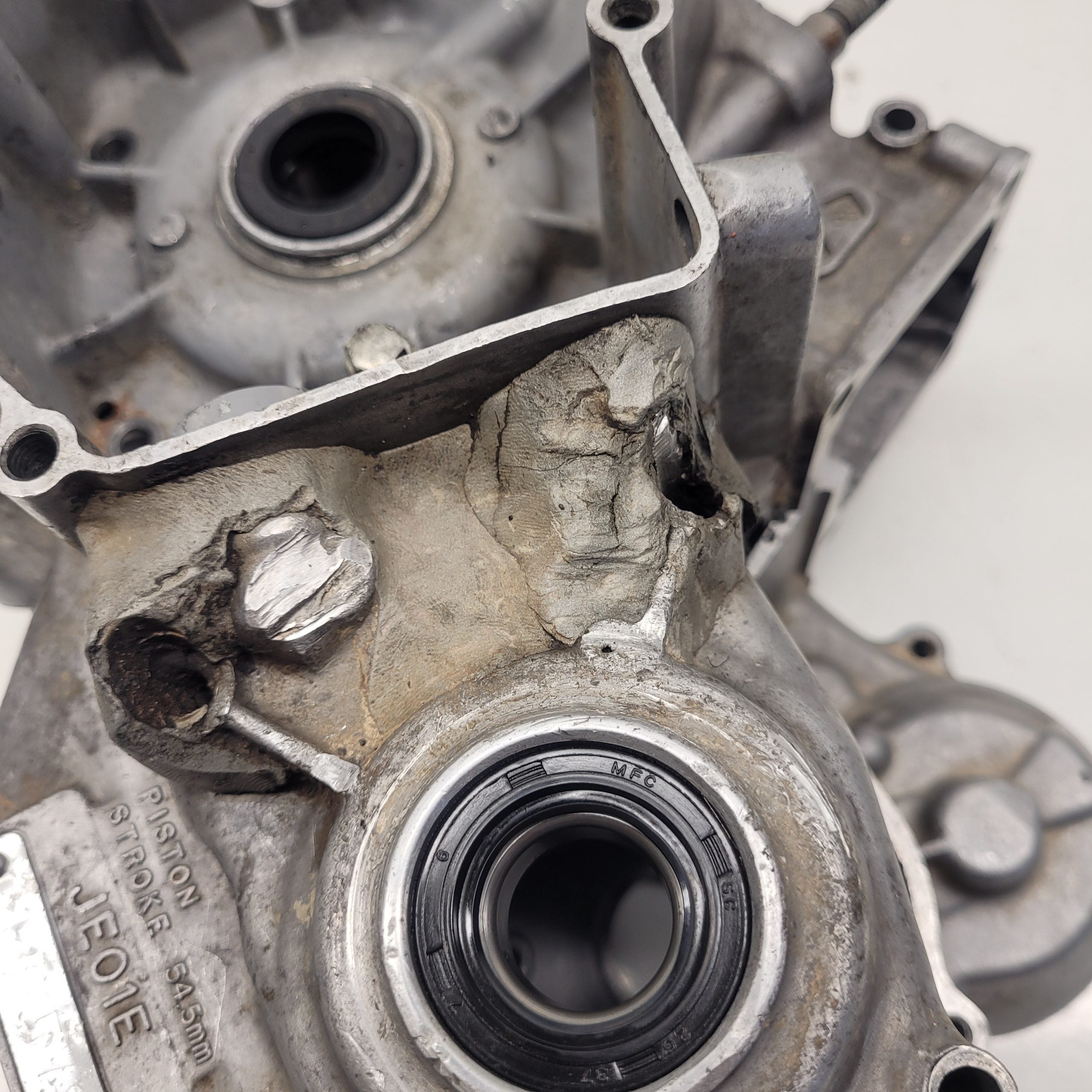 paire carters honda 125 cr 2000-7