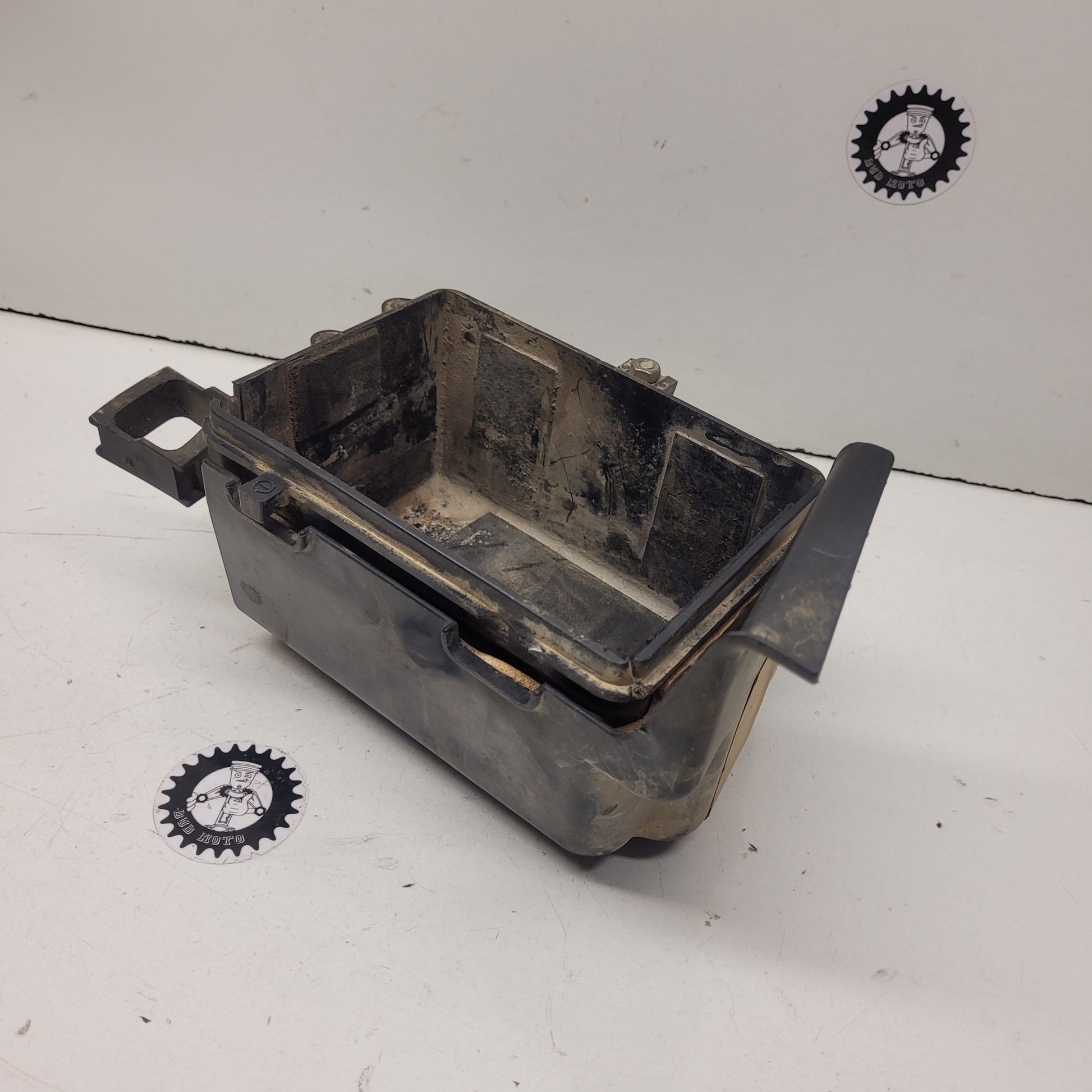 support batterie suzuki 450 ltr 2008-1
