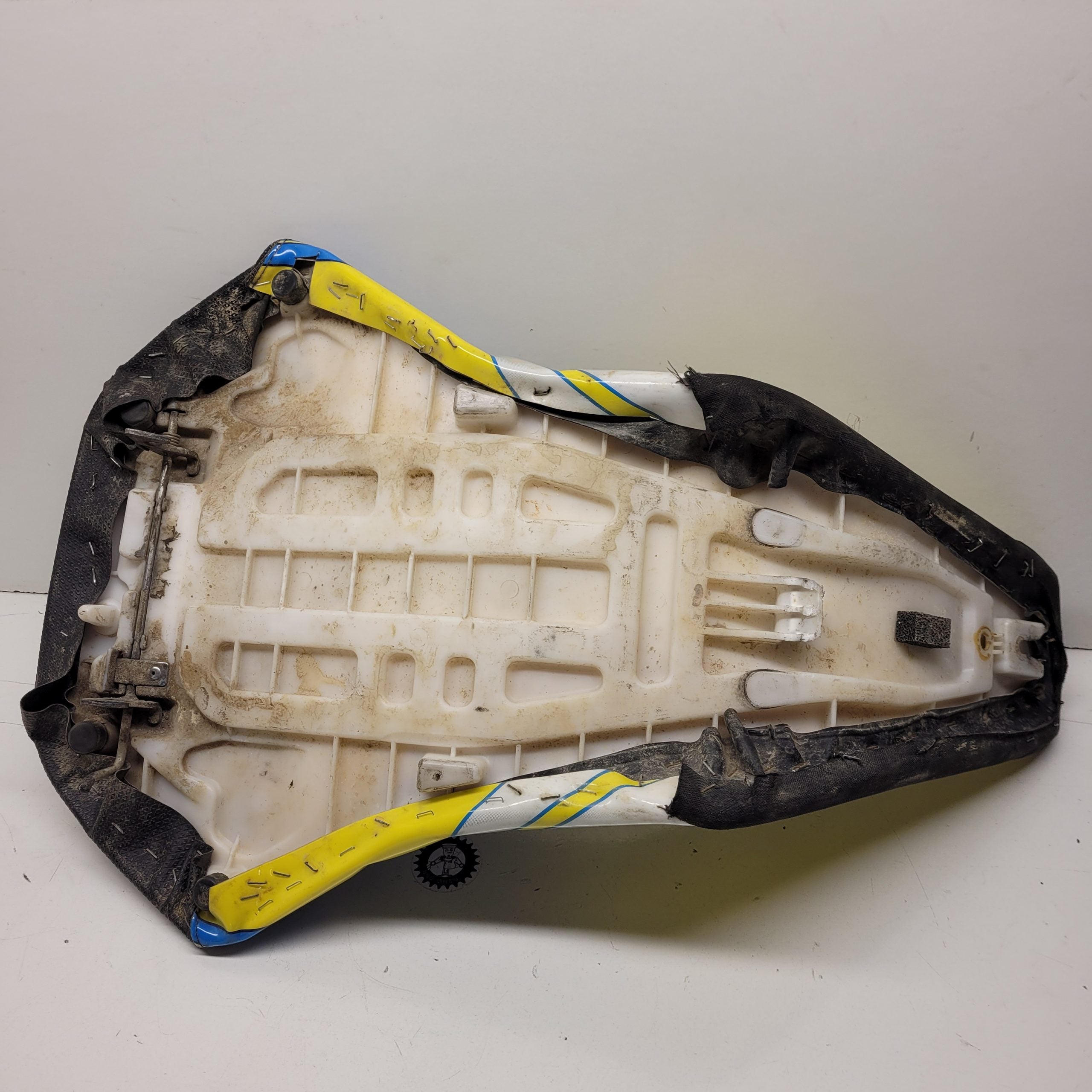 selle suzuki 400 ltz-3