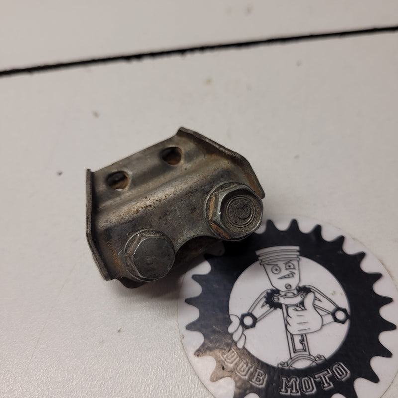 fixation durite frein avant honda 250 cr 1984-1