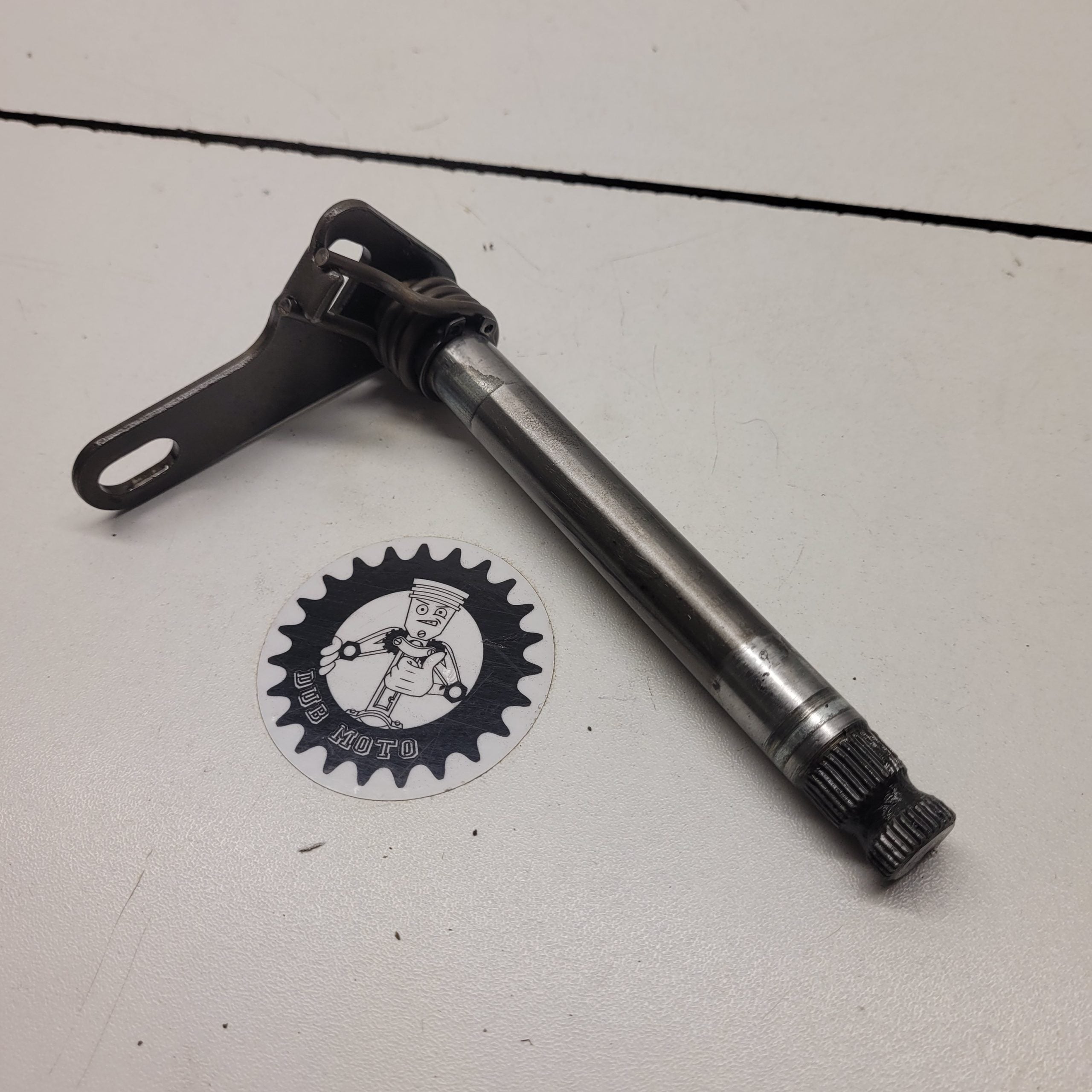 axe de selecteur honda 250 cr 1984