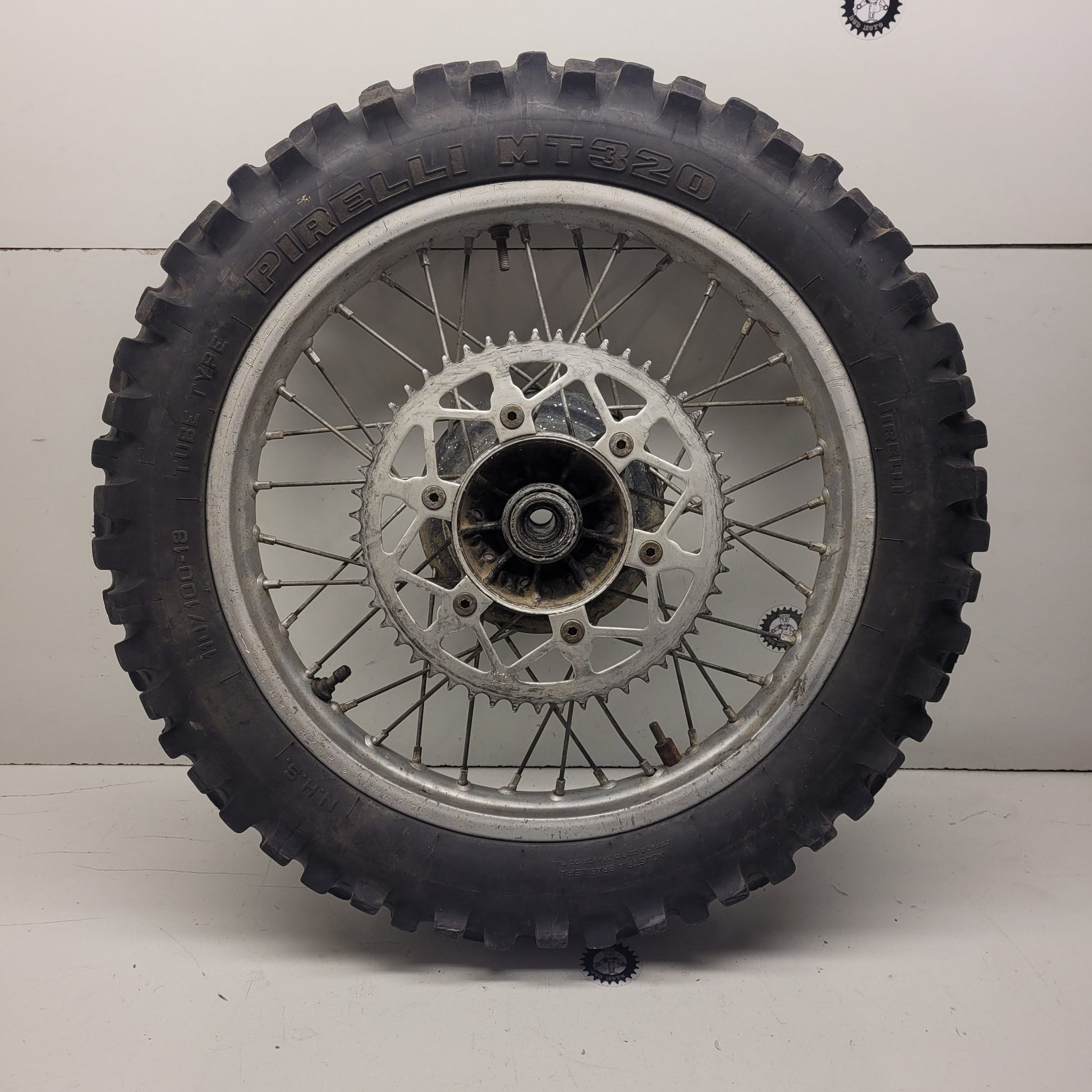 roue arrière honda 250 cr 1984-4