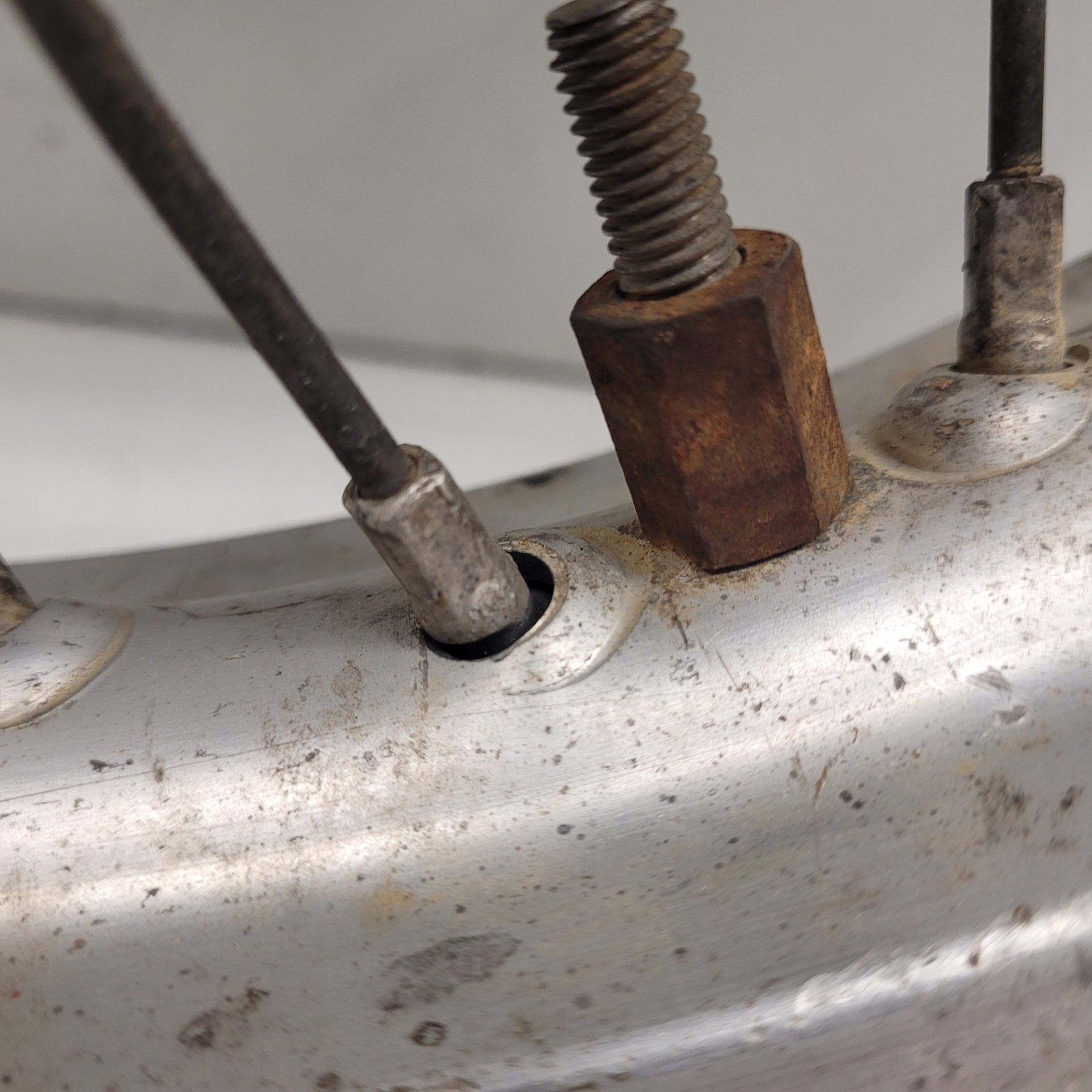 roue arrière honda 250 cr 1984-5