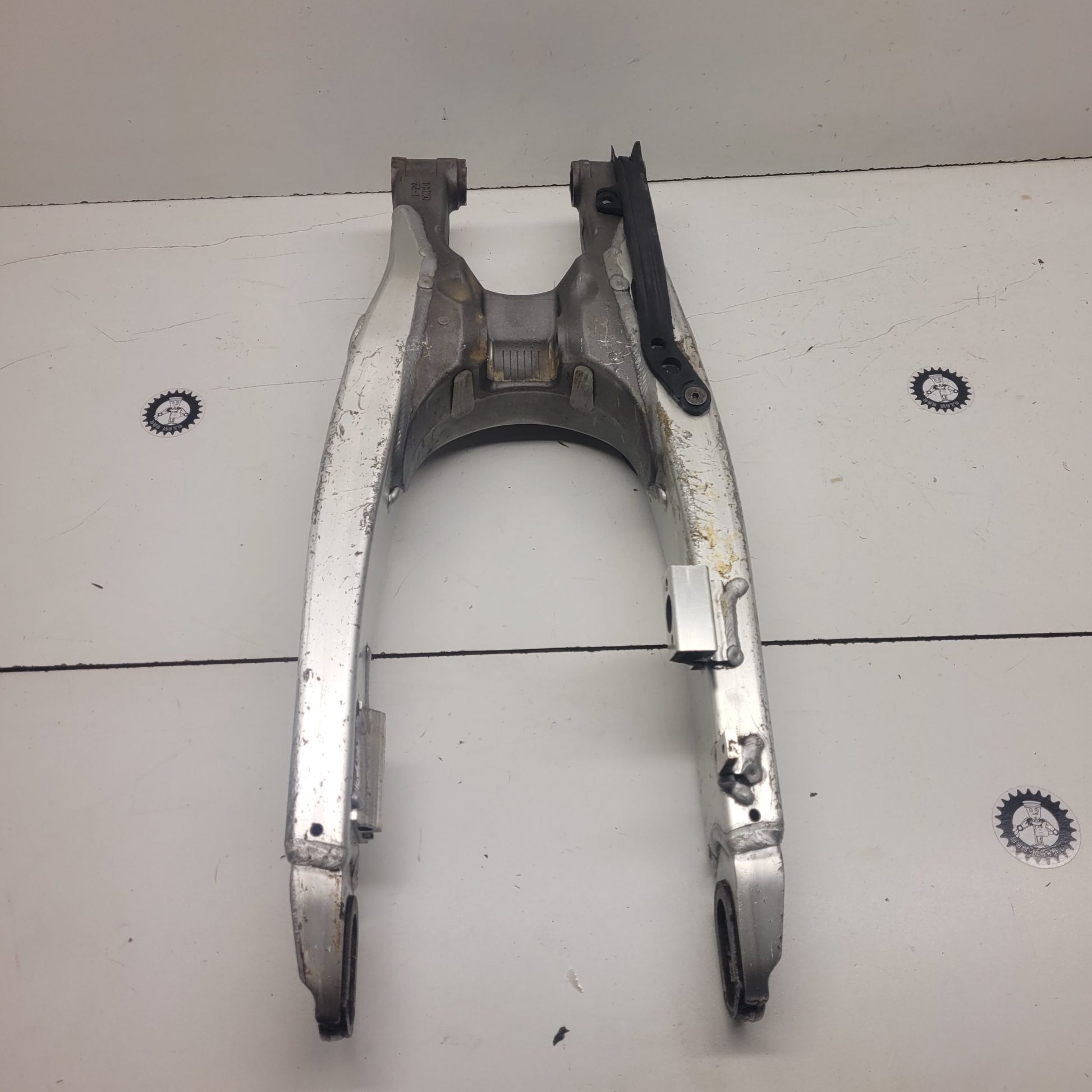bras oscillant yamaha 250 yzf 2008-2