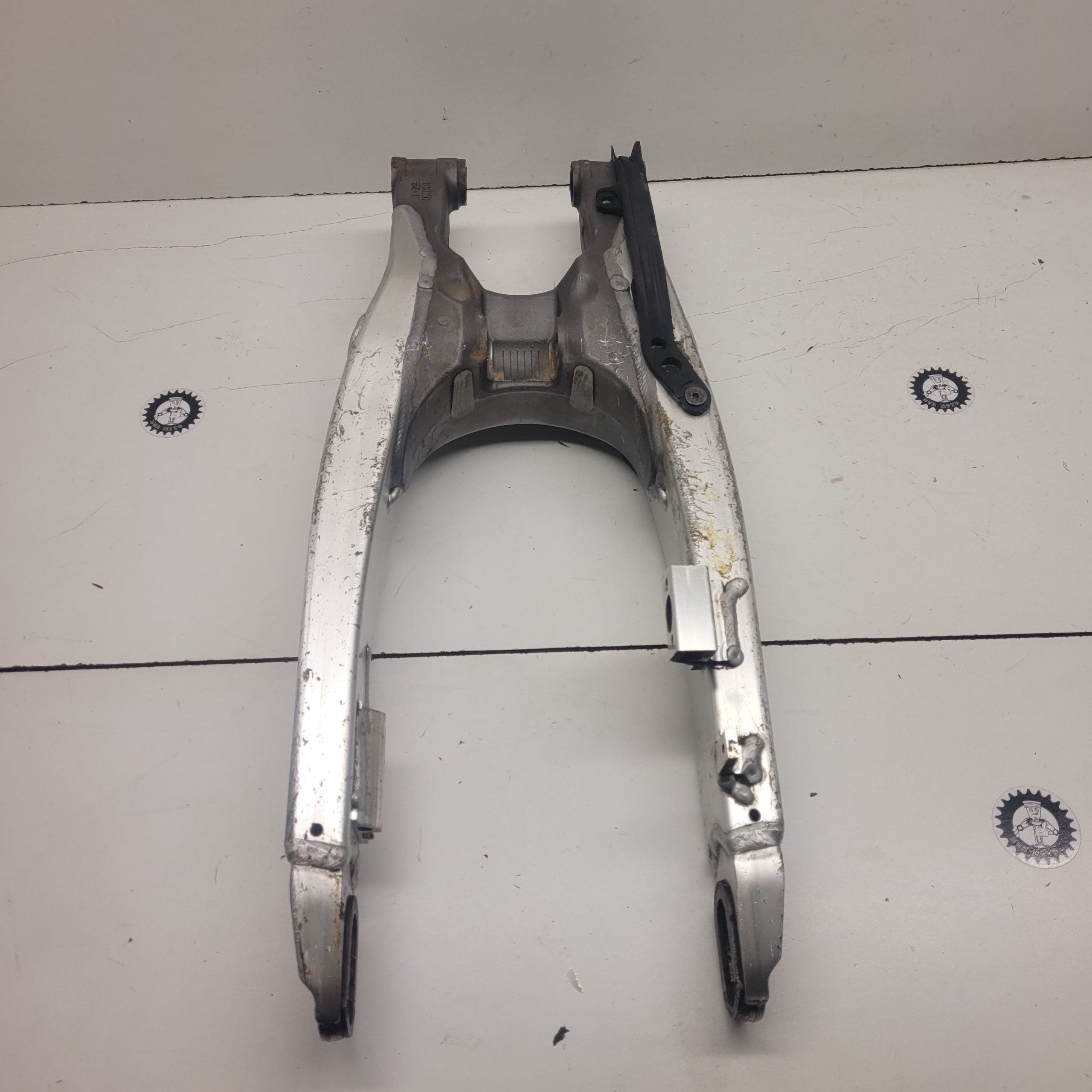 bras oscillant yamaha 250 yzf 2008