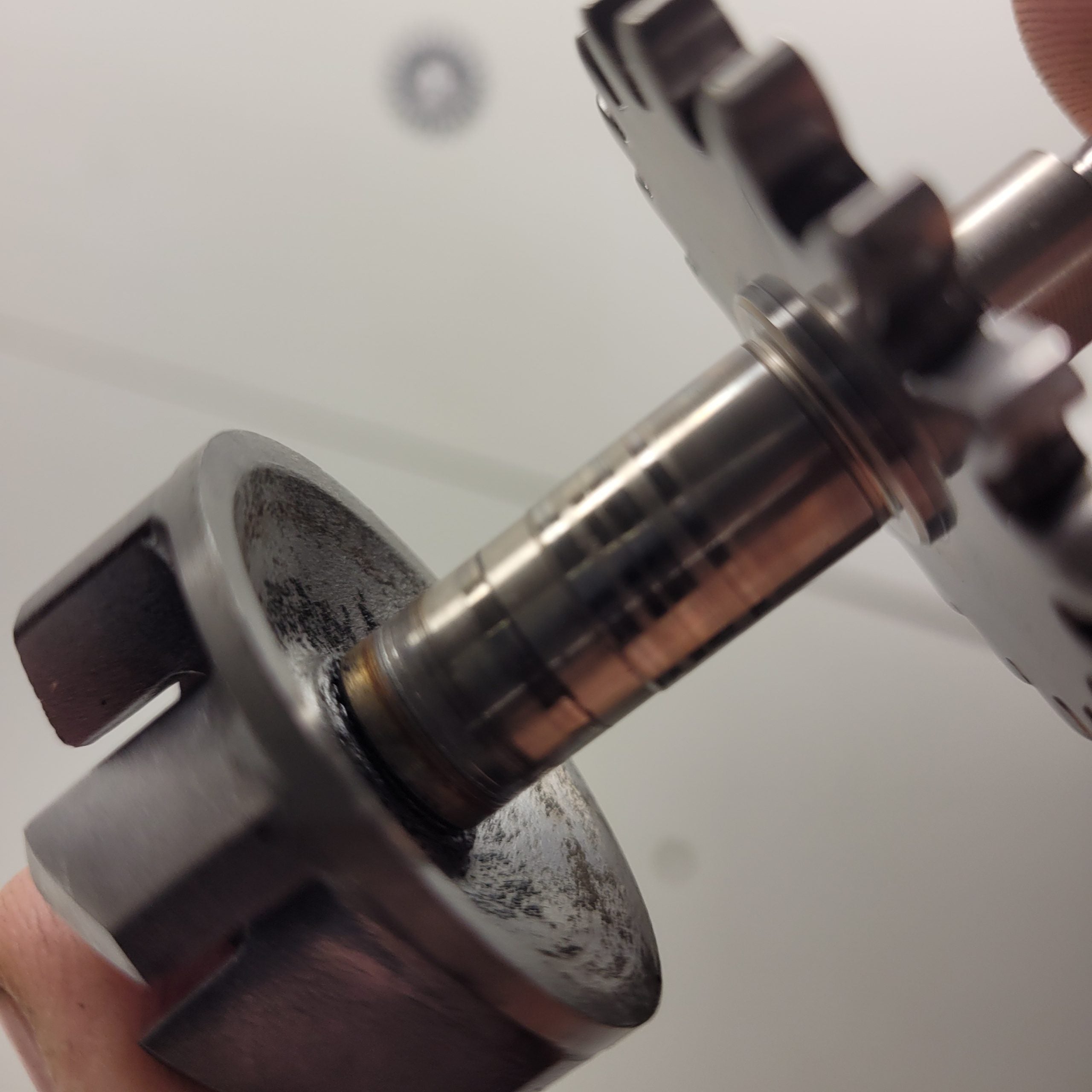 axe de pompe a eau honda 250 cr 1997-2