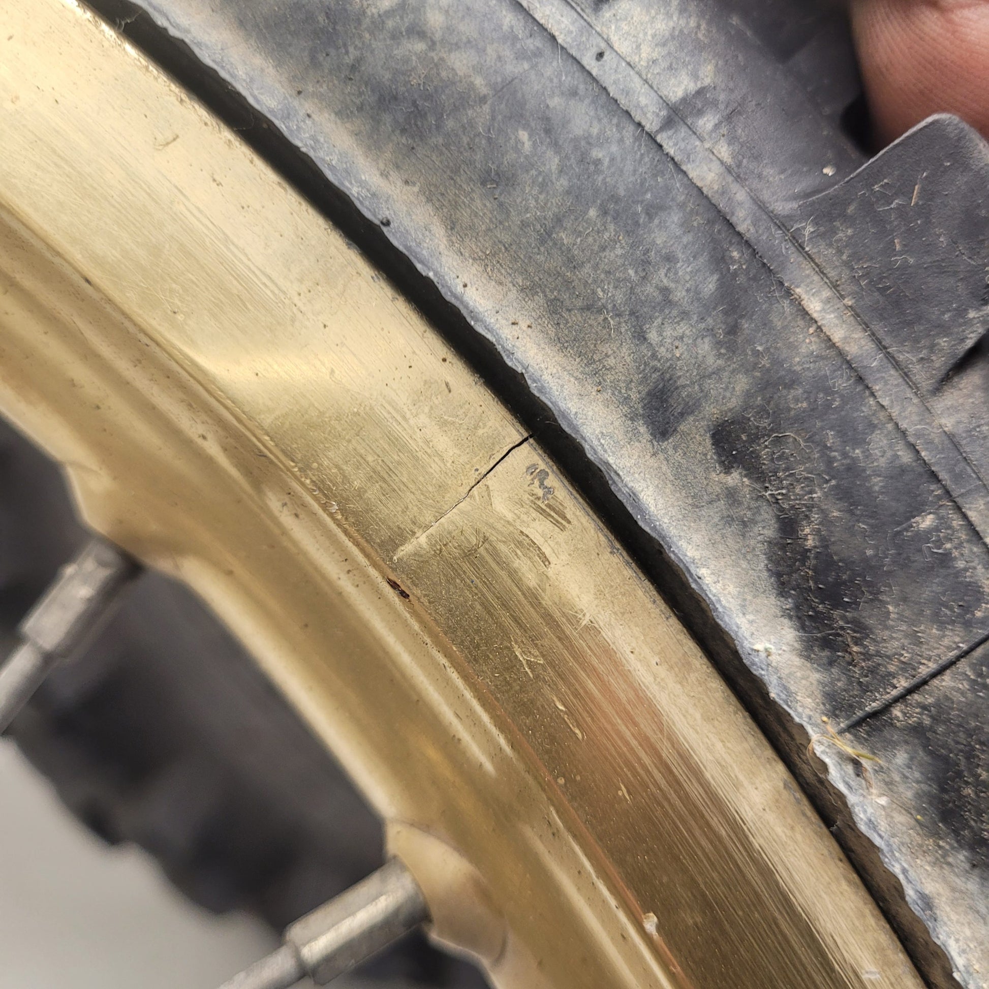 roue avant suzuki 250 rm-4