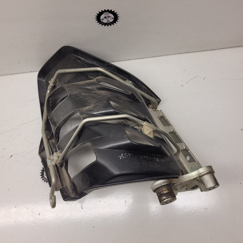 cale pied plastique droit yamaha 700 raptor-2
