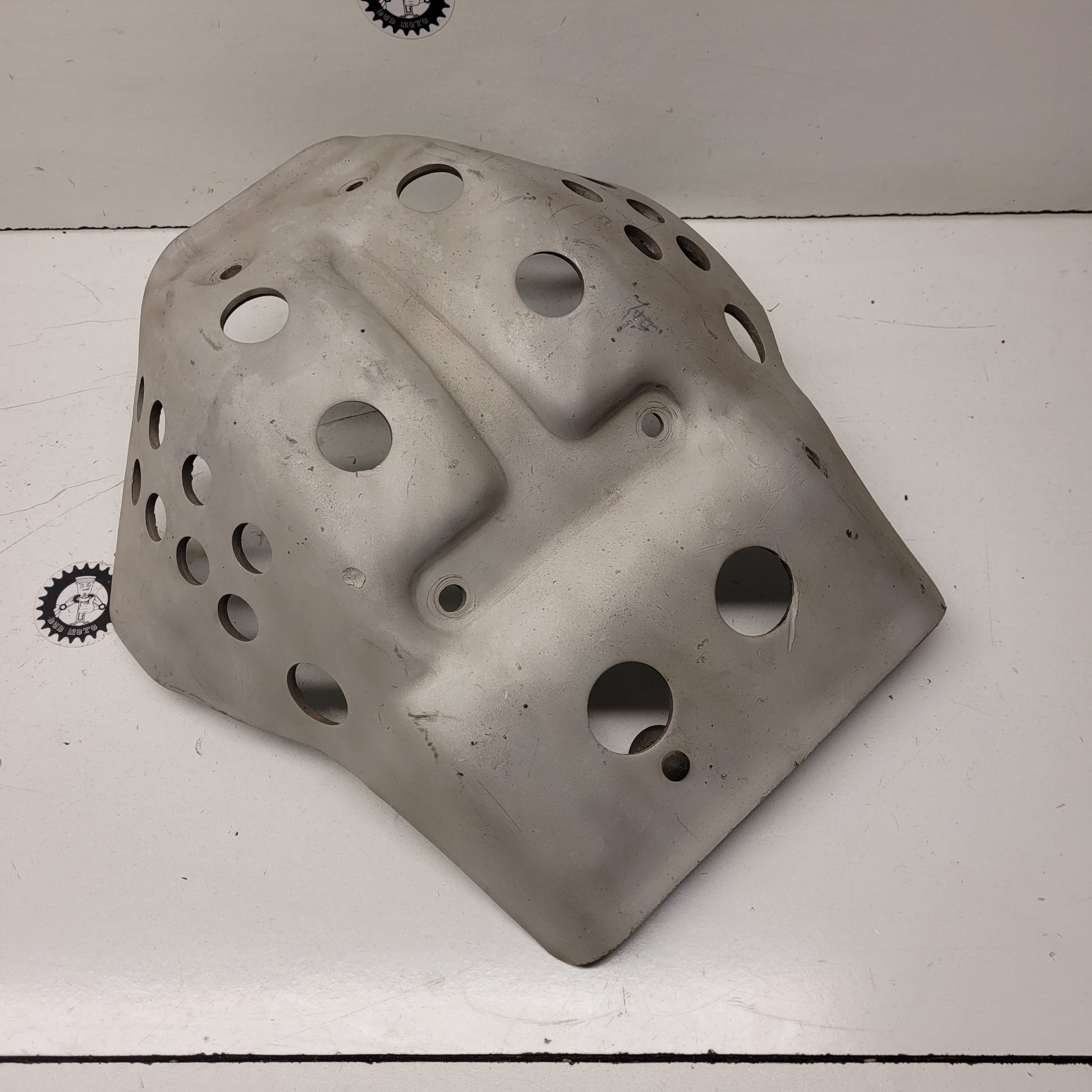 sabot moteur suzuki 600 dr-1