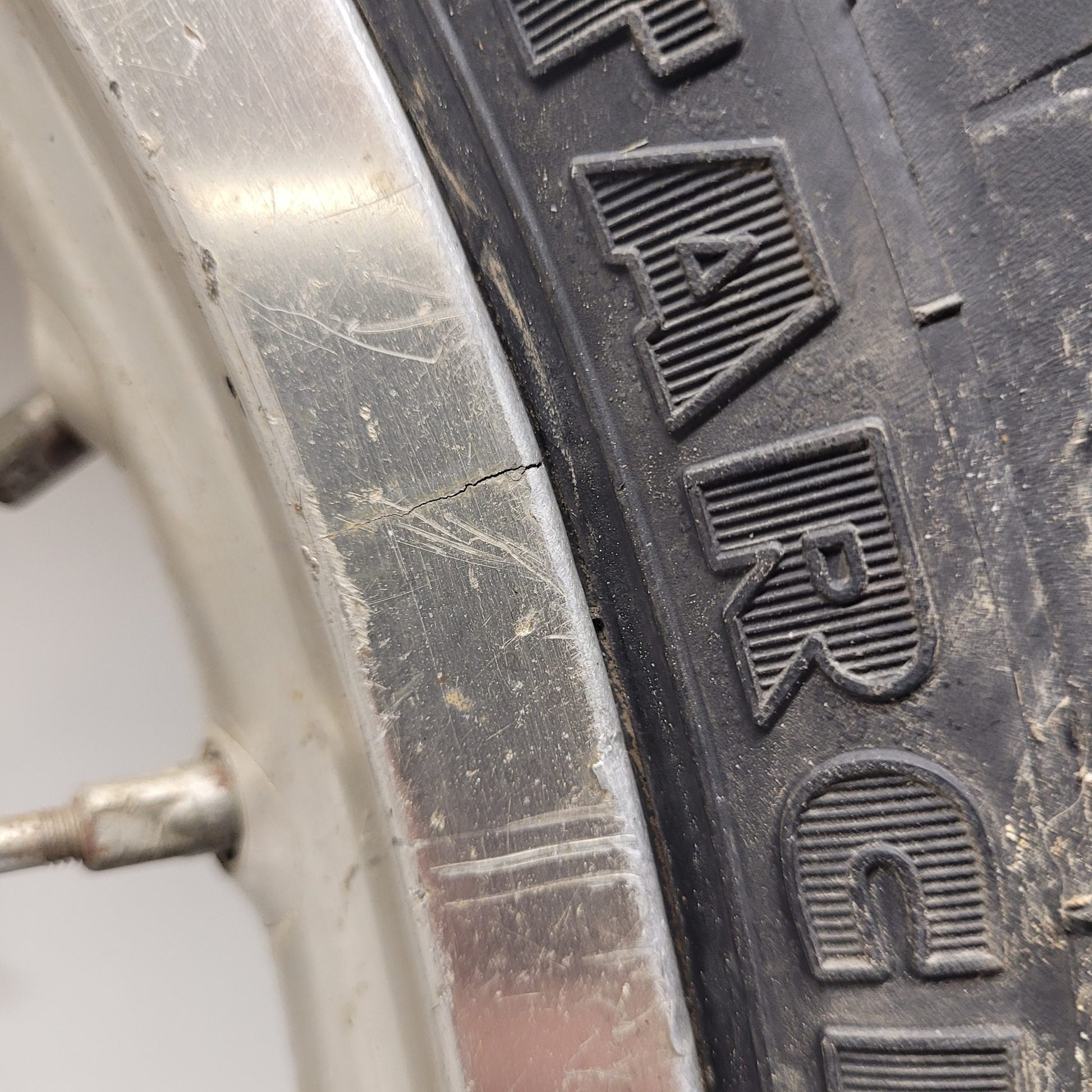 roue arrière cerclage hs ktm 125 sx 2001-4
