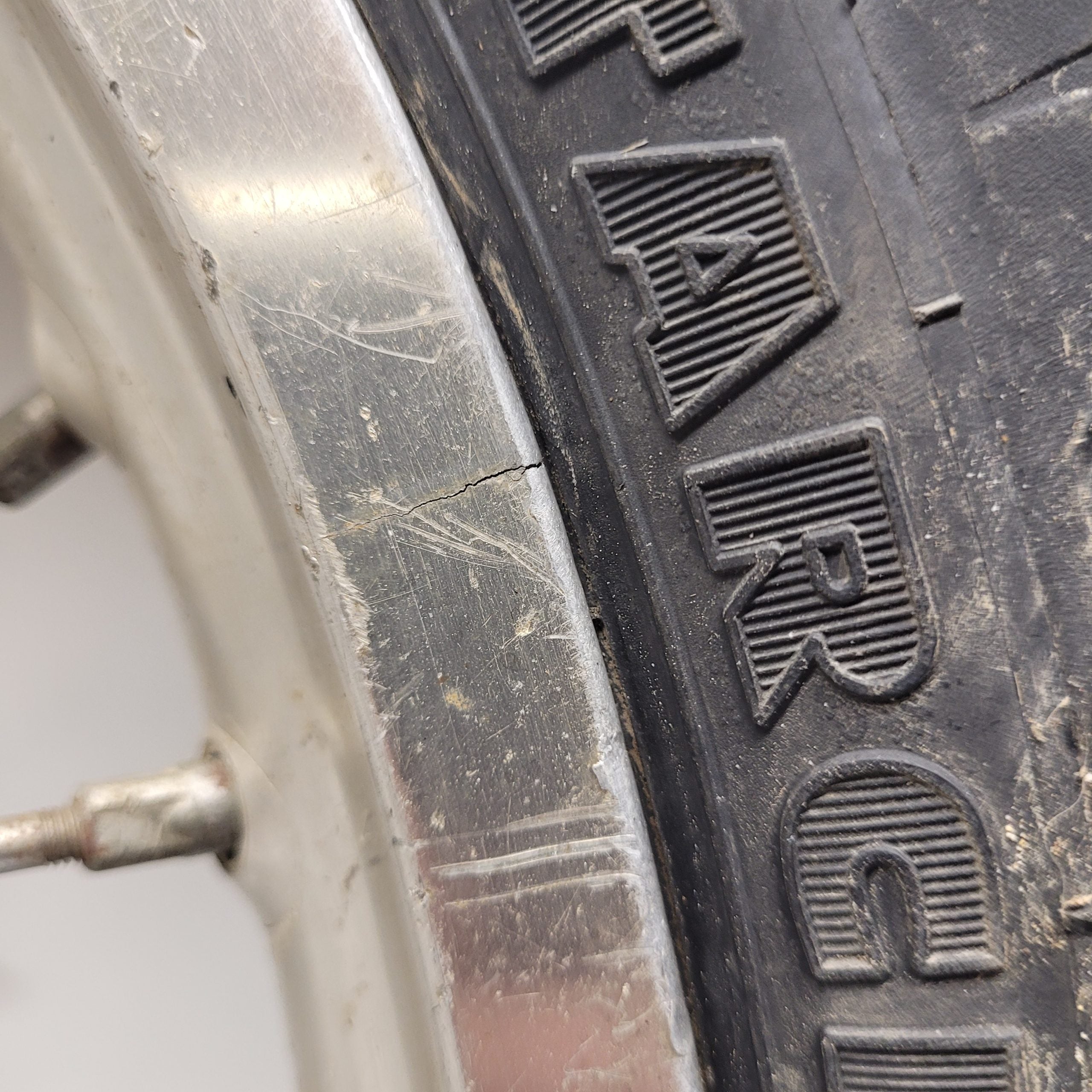 roue arrière cerclage hs ktm 125 sx 2001-4