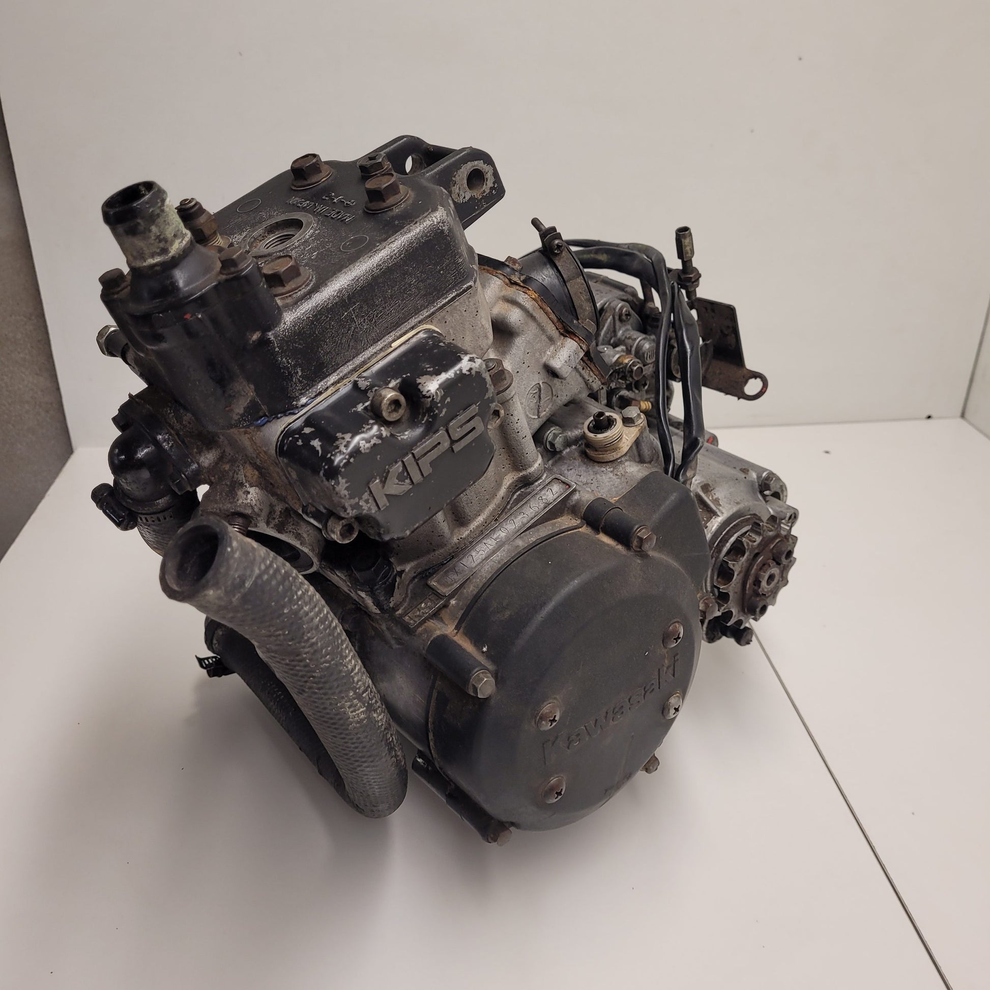 moteur kawasaki 125 kmx en l'état-4
