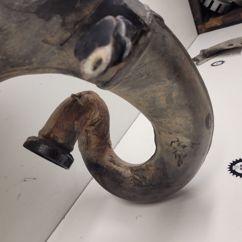 corp echappement yamaha 250 yz 2000-3