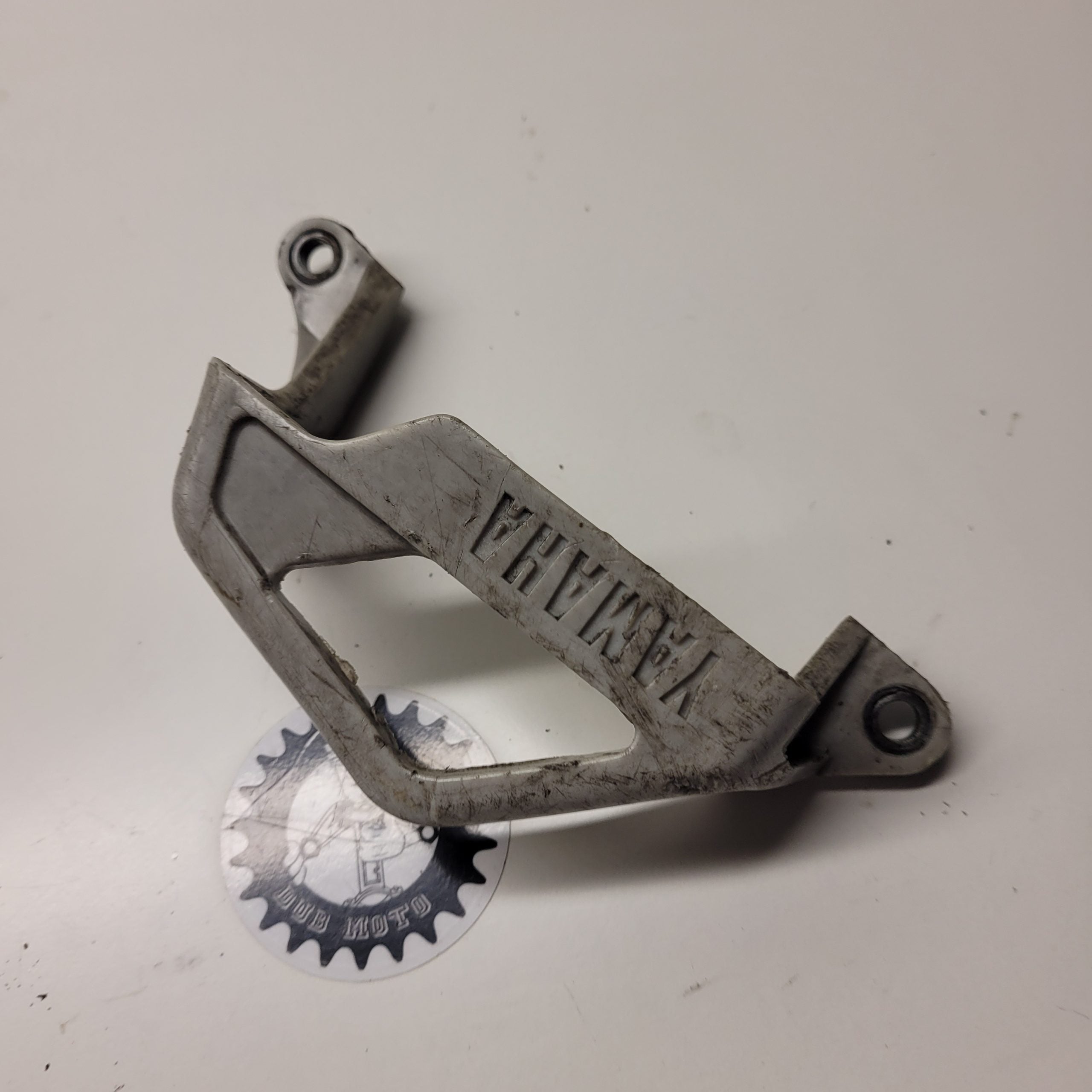 plastique etrier yamaha 250 yz 2000