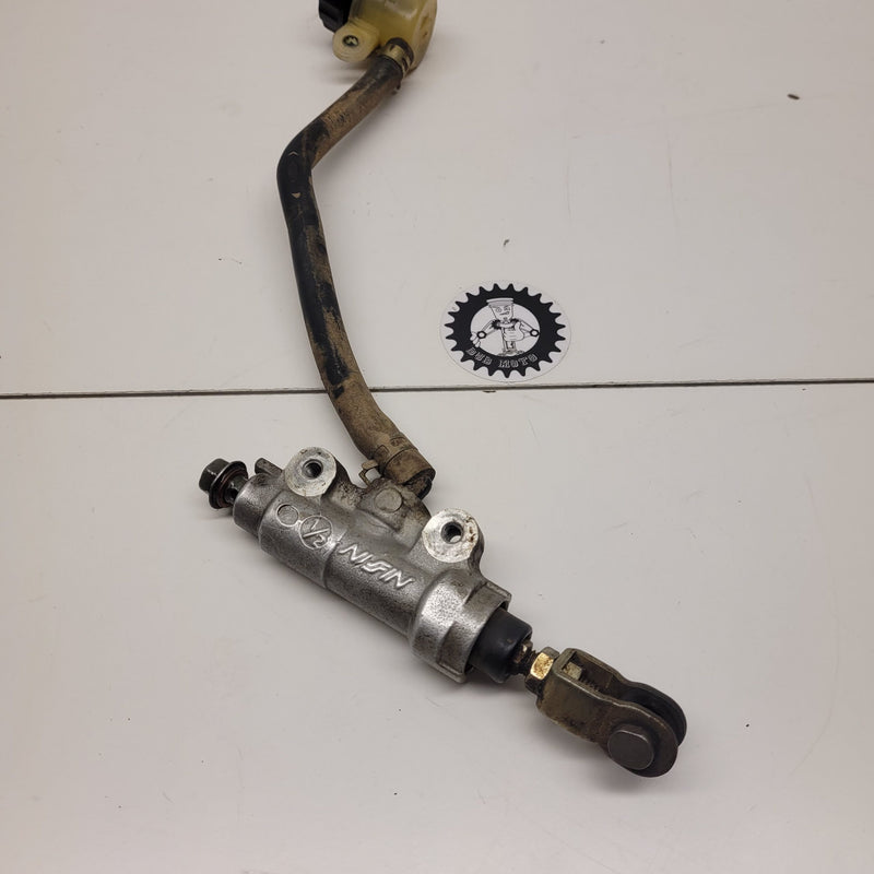 maitre cylindre yamaha 250 yz 2000-2