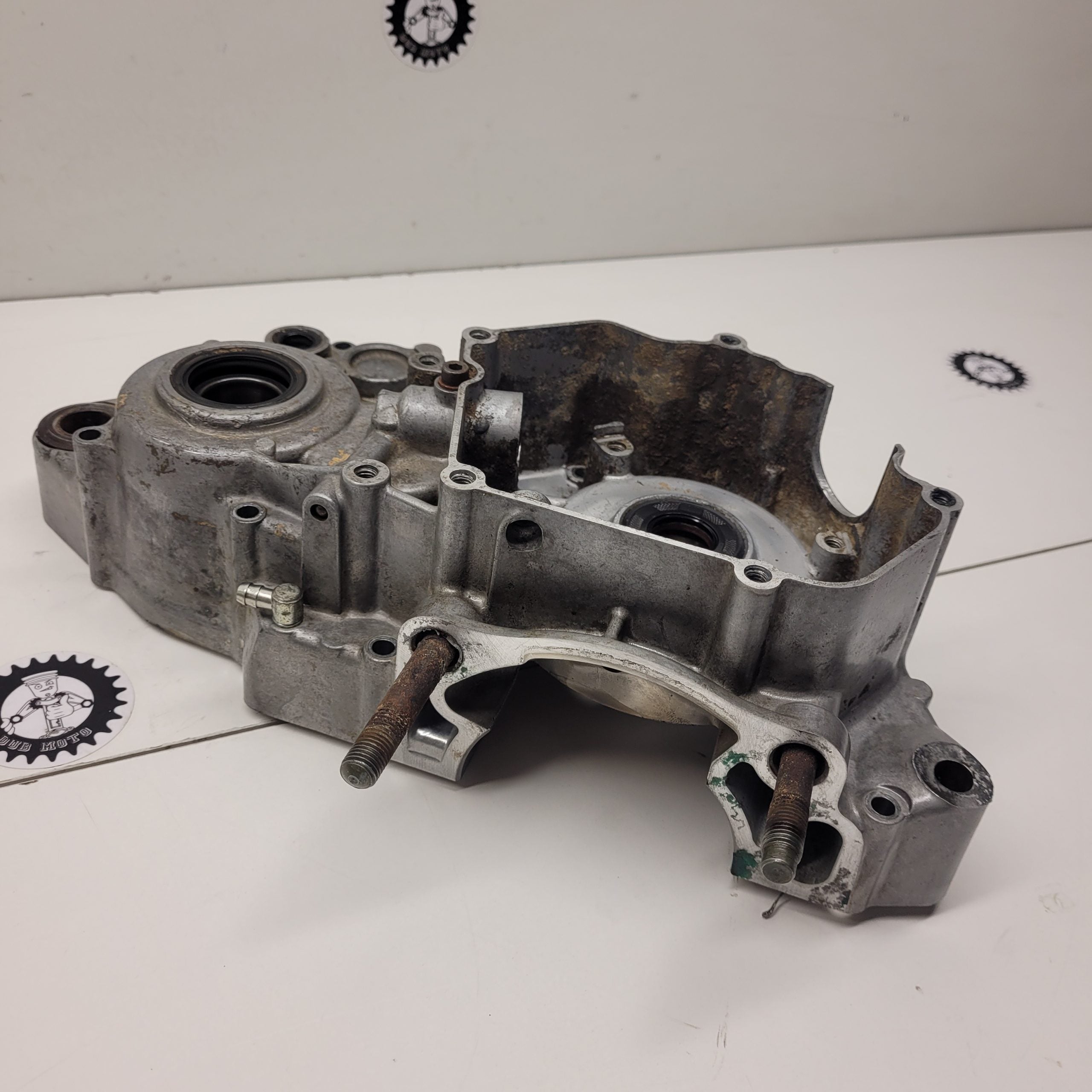 carter moteur gauche yamaha 250 yz 2000-3