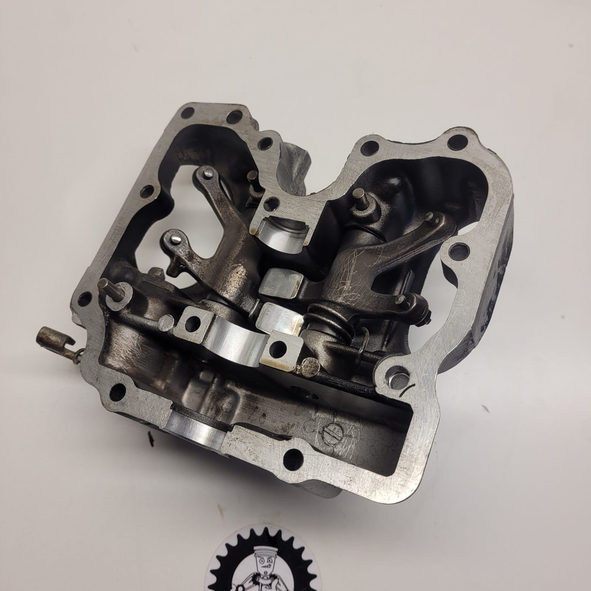 couvercle et culbuteur honda 250 xlr-2