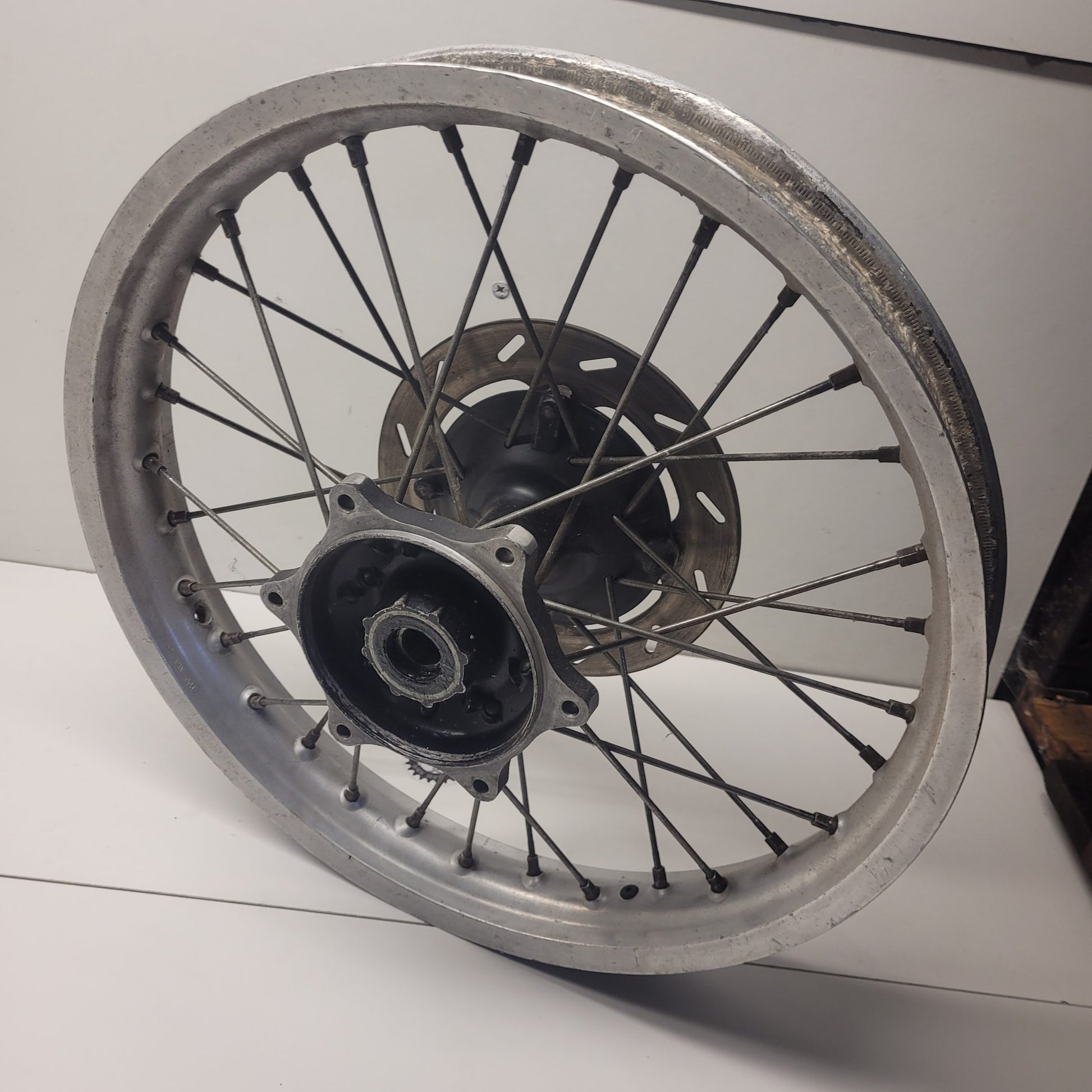 roue arrière honda 250 cr 1994-1