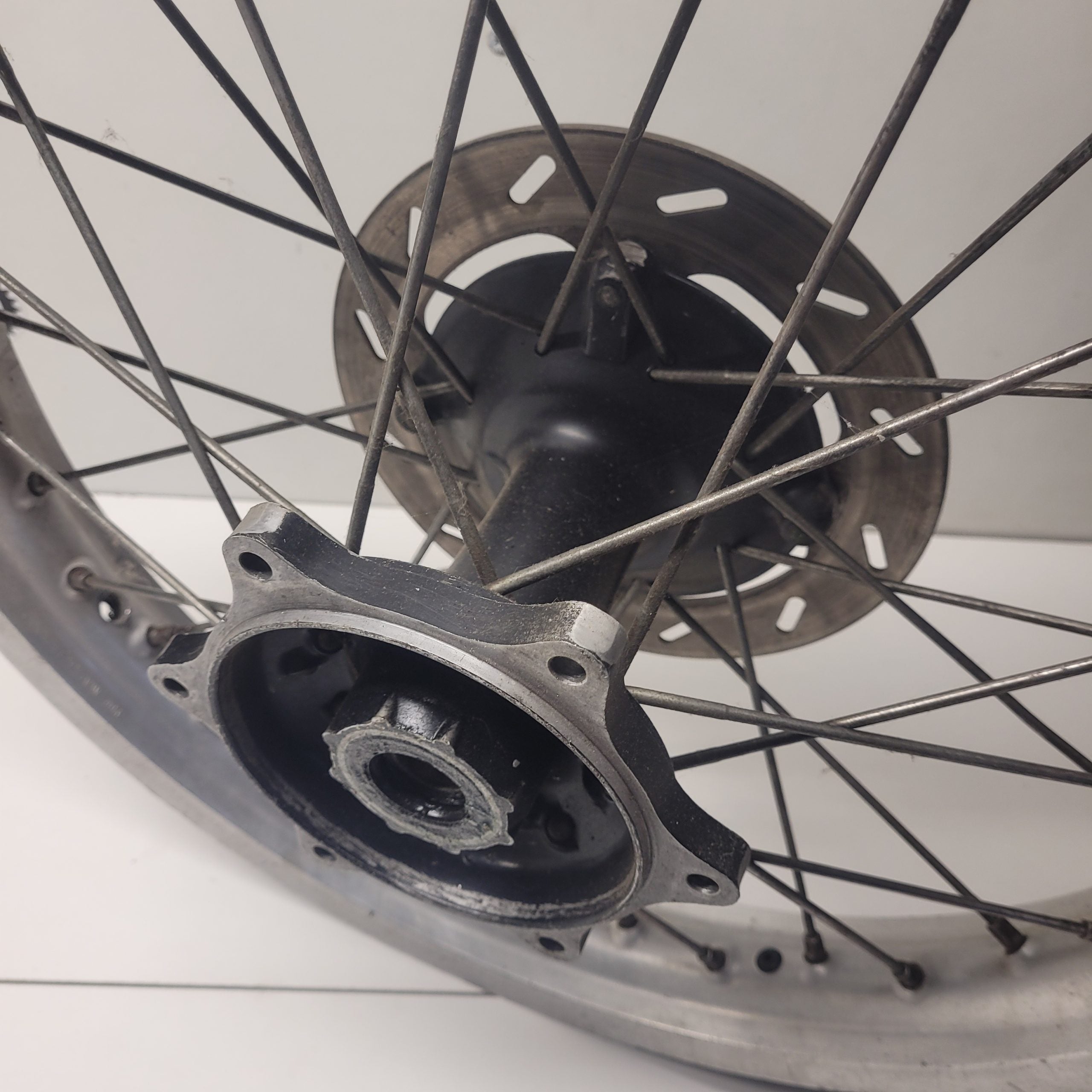 roue arrière honda 250 cr 1994