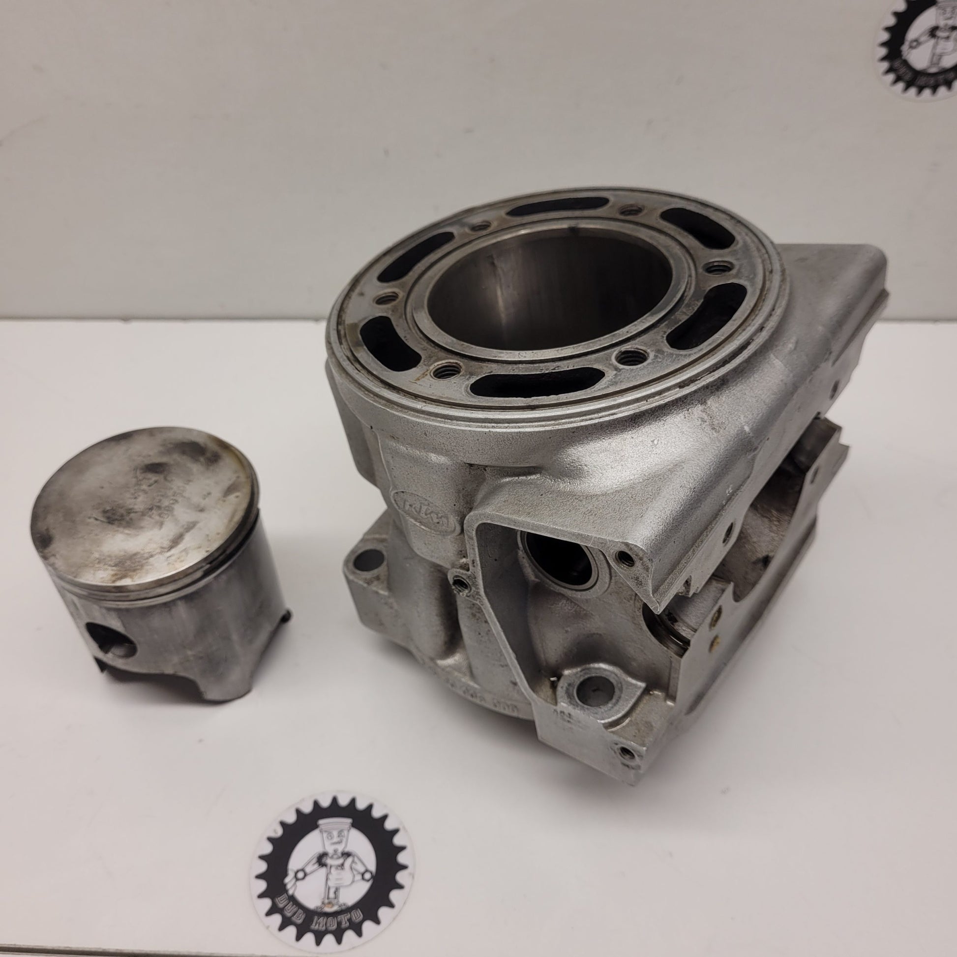 cylindre piston en l'etat ktm 250 1992 546.30.005.000-1