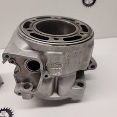 cylindre piston en l'etat ktm 250 1992 546.30.005.000-4
