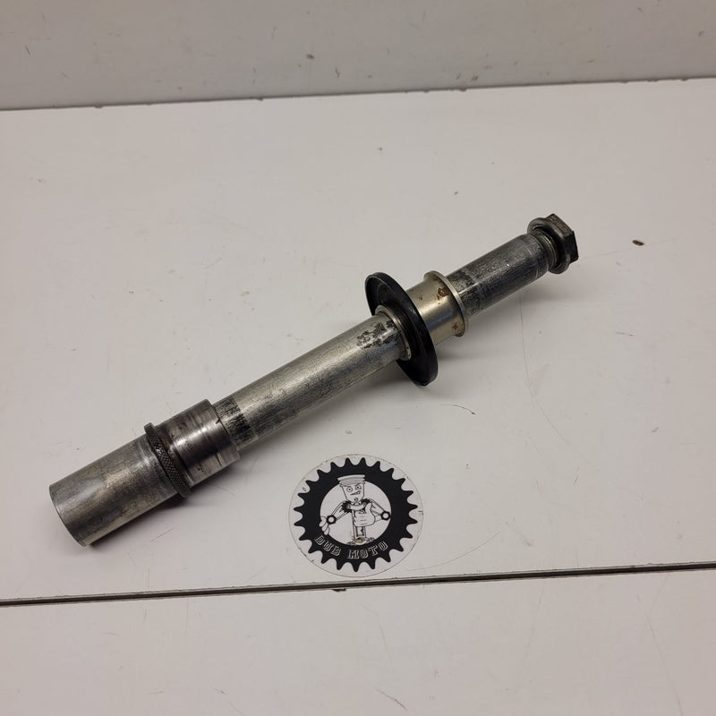 axe roue avant kawasaki 450 klxr-1