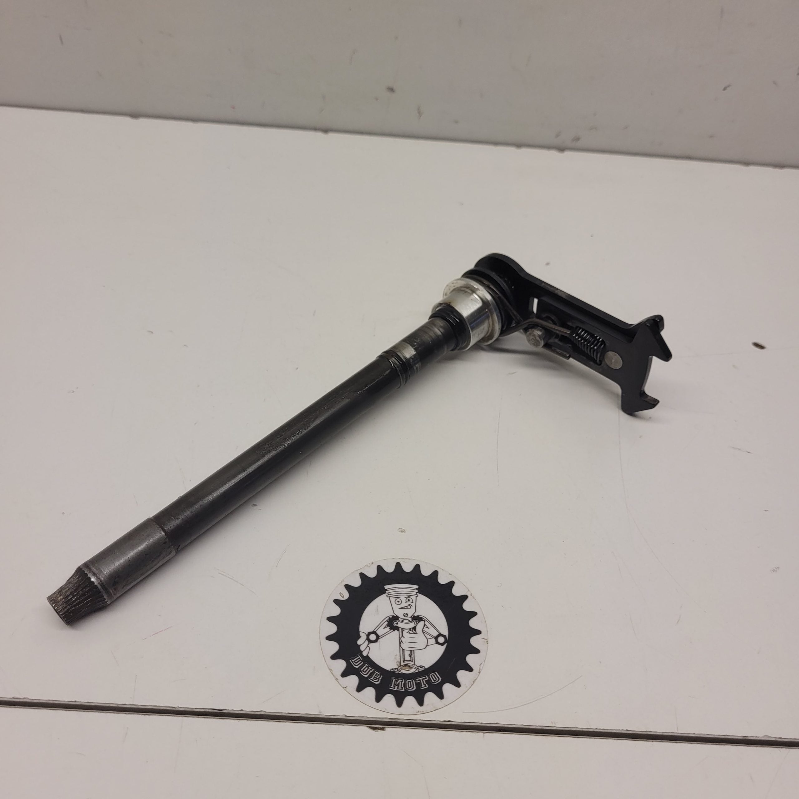 axe de selecteur ktm 600 1987