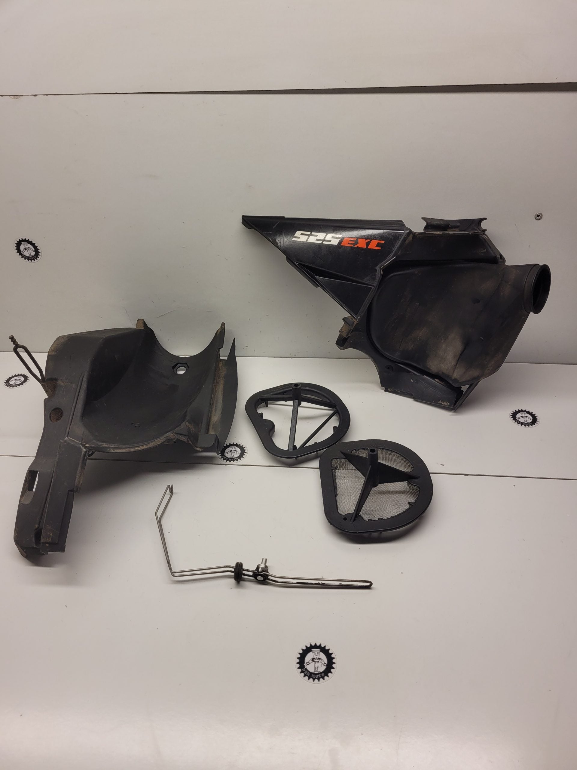 element boite a air ktm 525 exc 2004