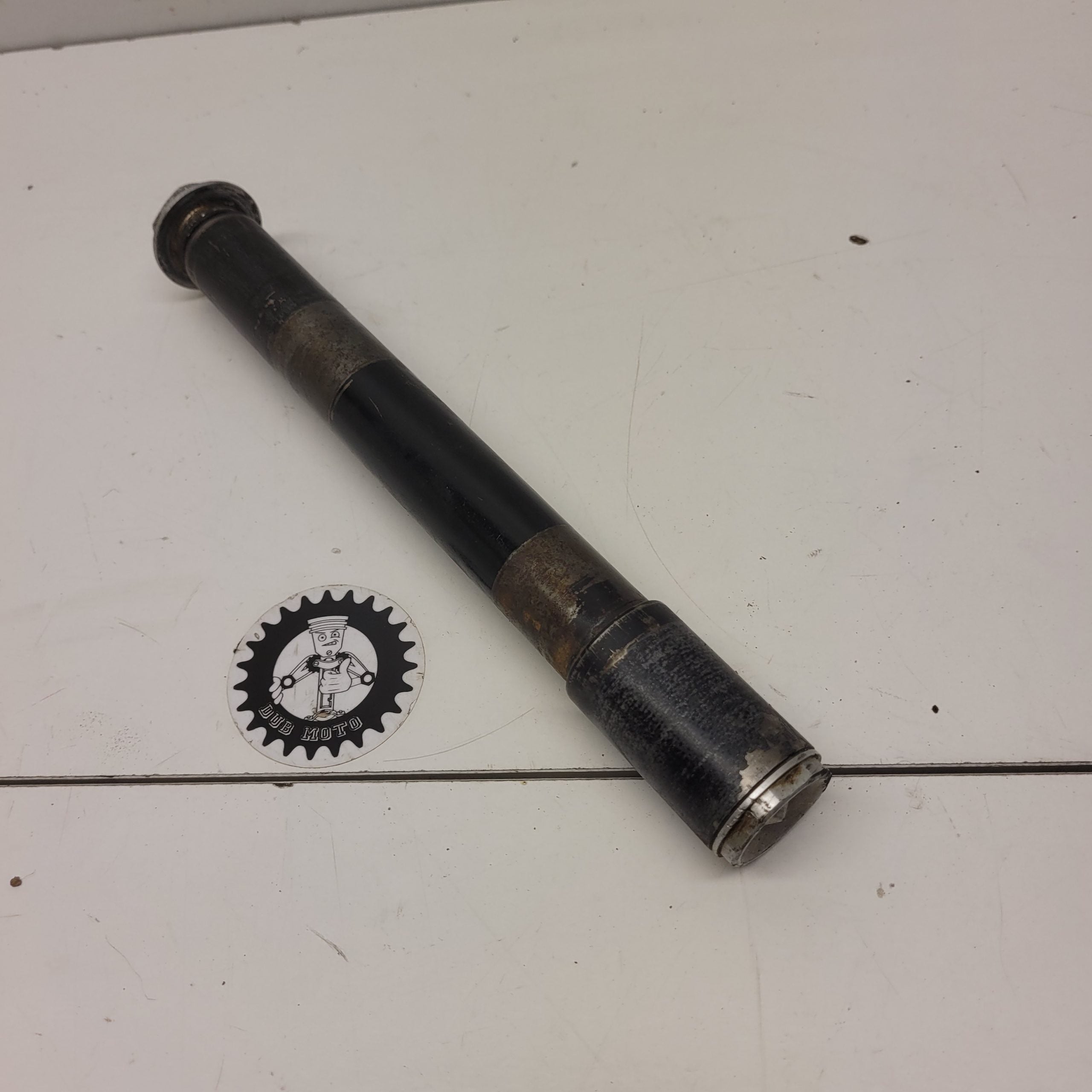 axe roue avant ktm 525 exc 2004