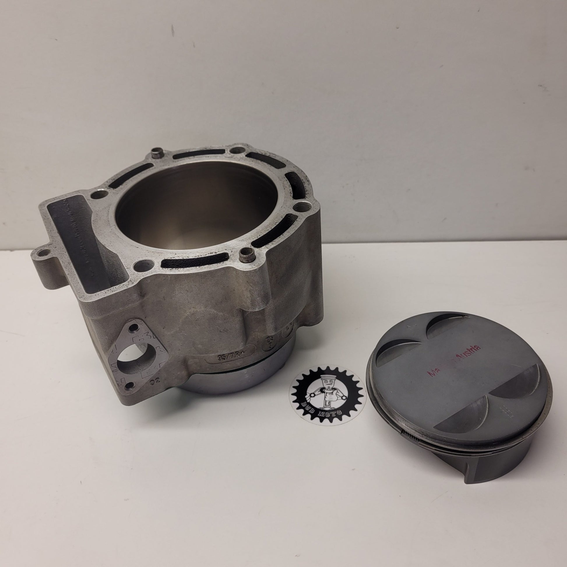 cylindre , piston neuf ktm 525 exc 2004-1