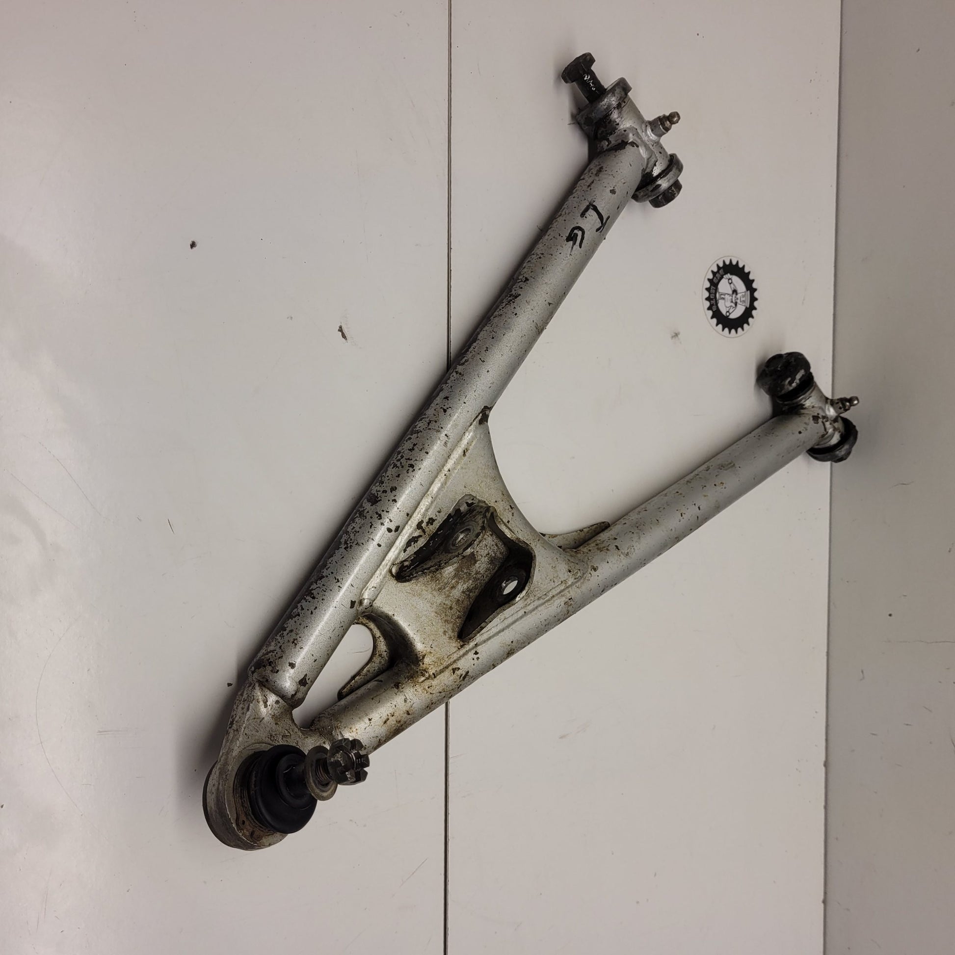 triangle inférieur gauche yamaha 660 raptor-1