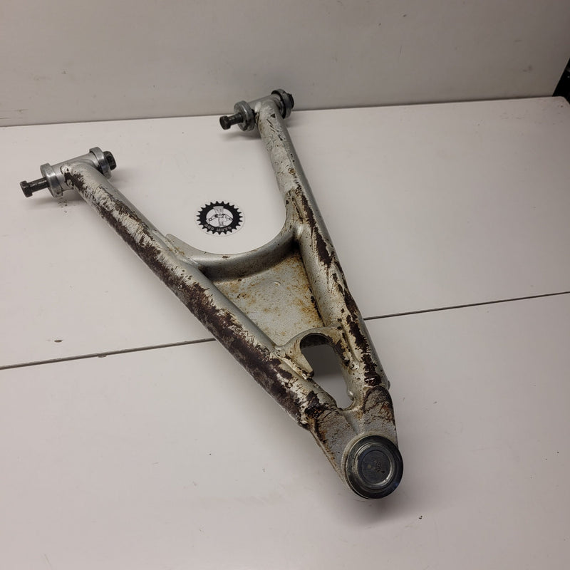 triangle inferieur droit en l'état yamaha 660 raptor-2