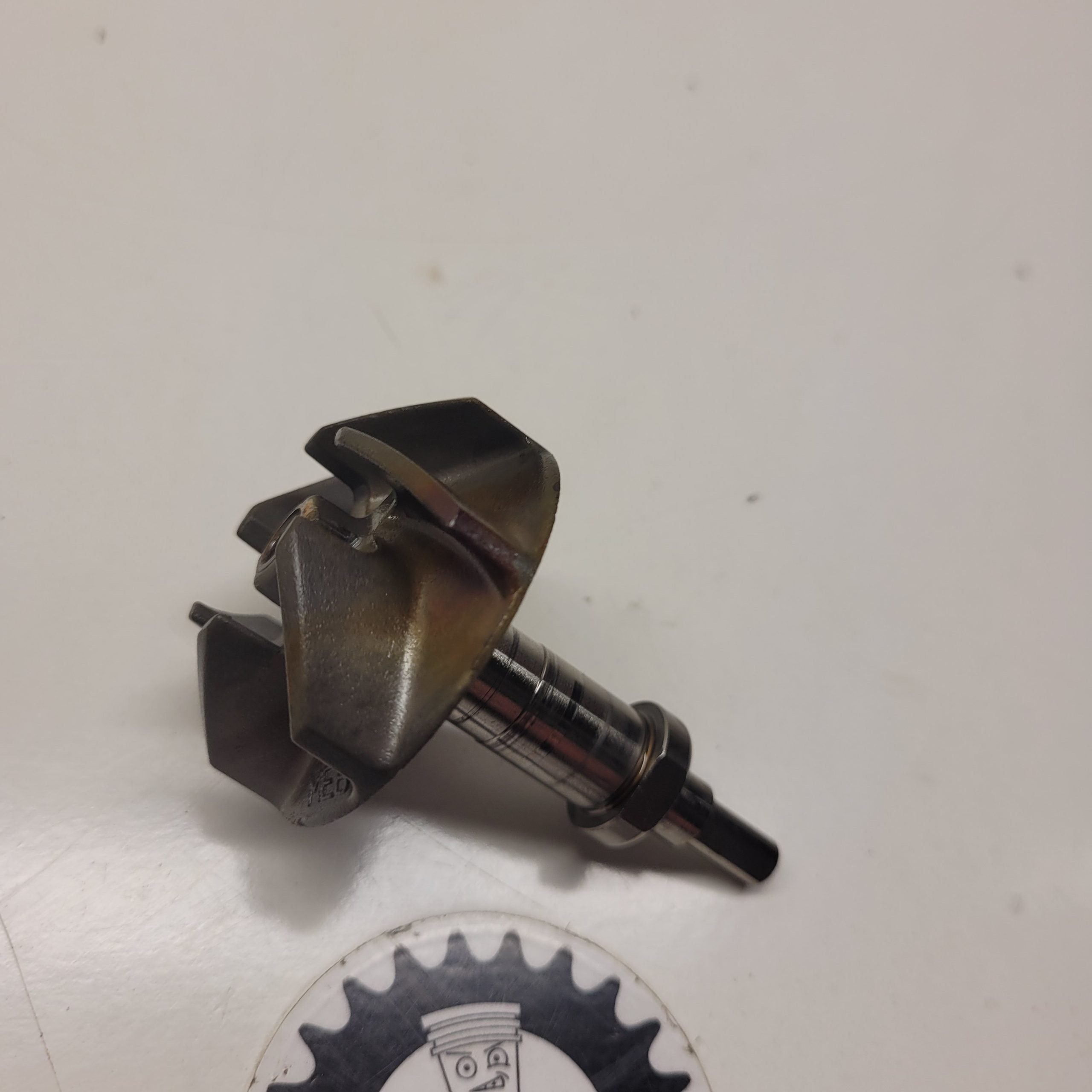 axe de pompe a eau honda 450 crf 2002