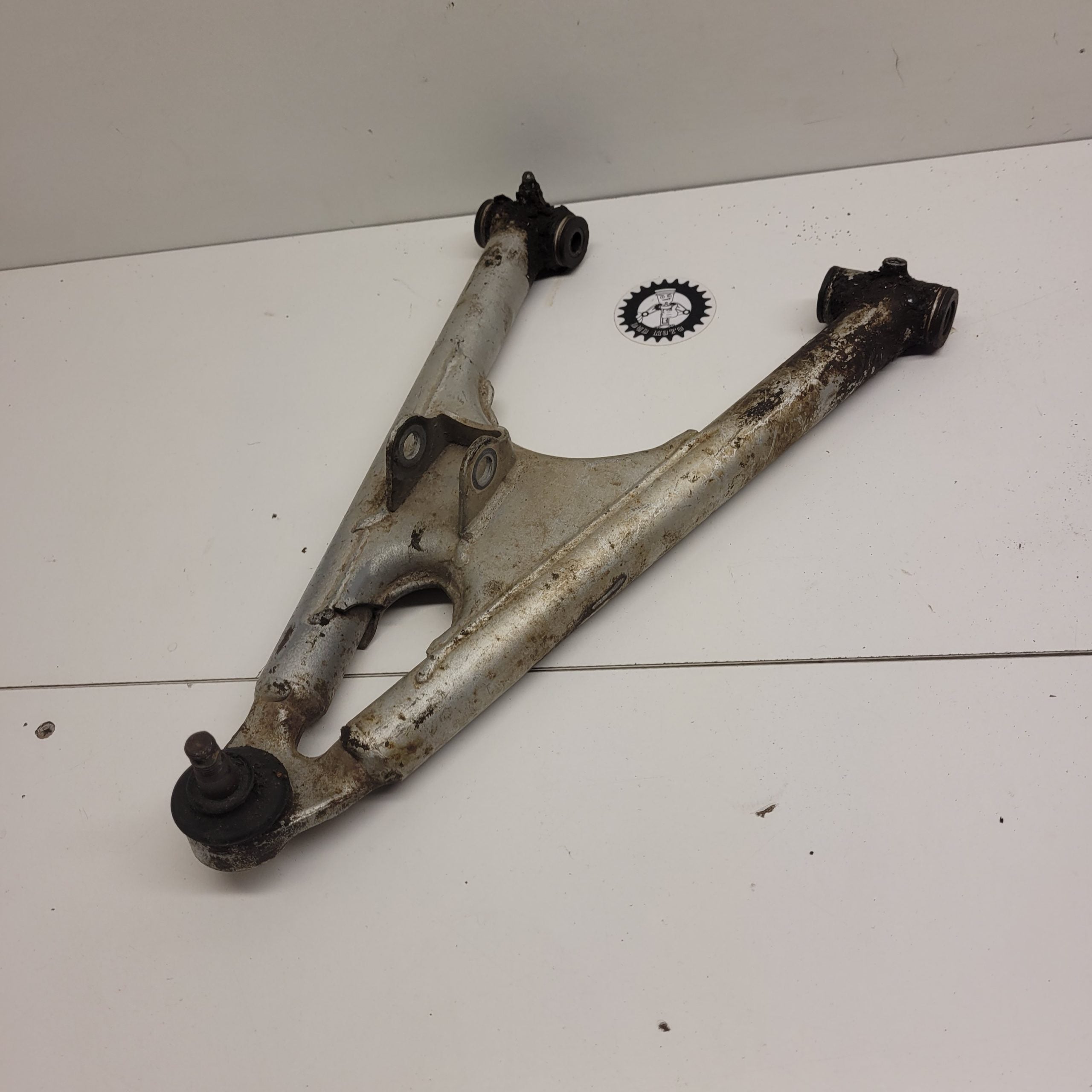 triangle inferieur yamaha 350 banshee