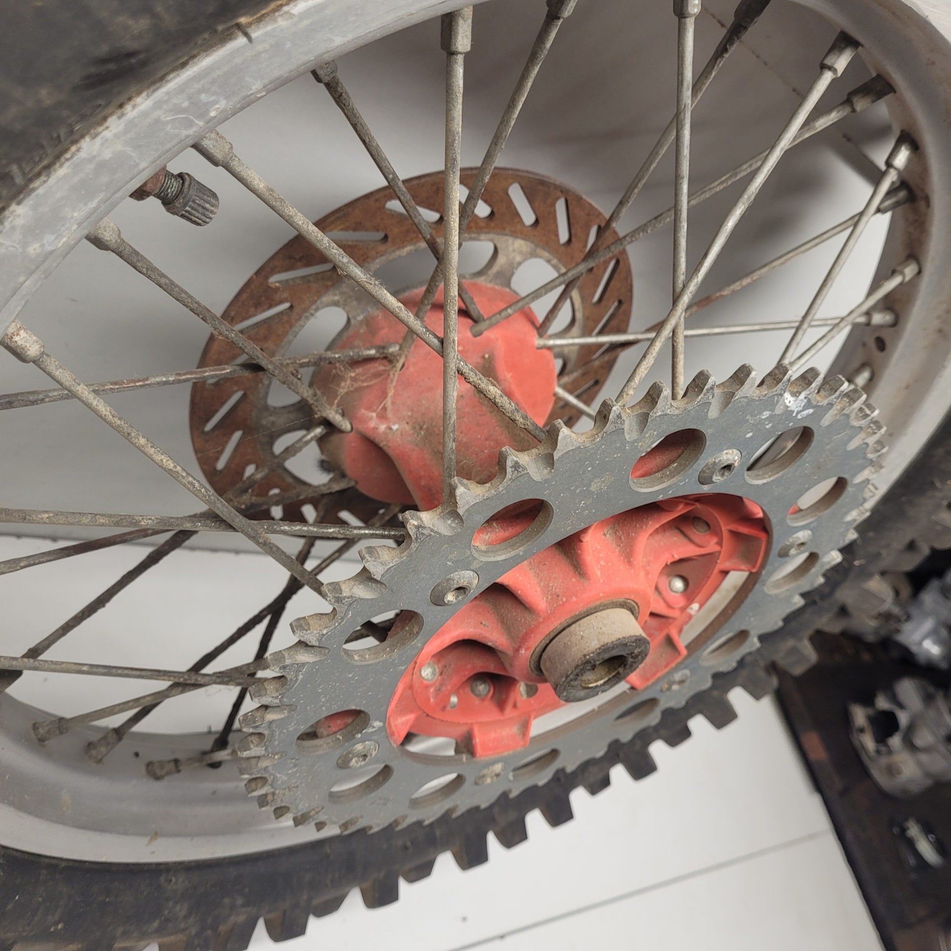 roue arriere ktm 125 gs 1989-2