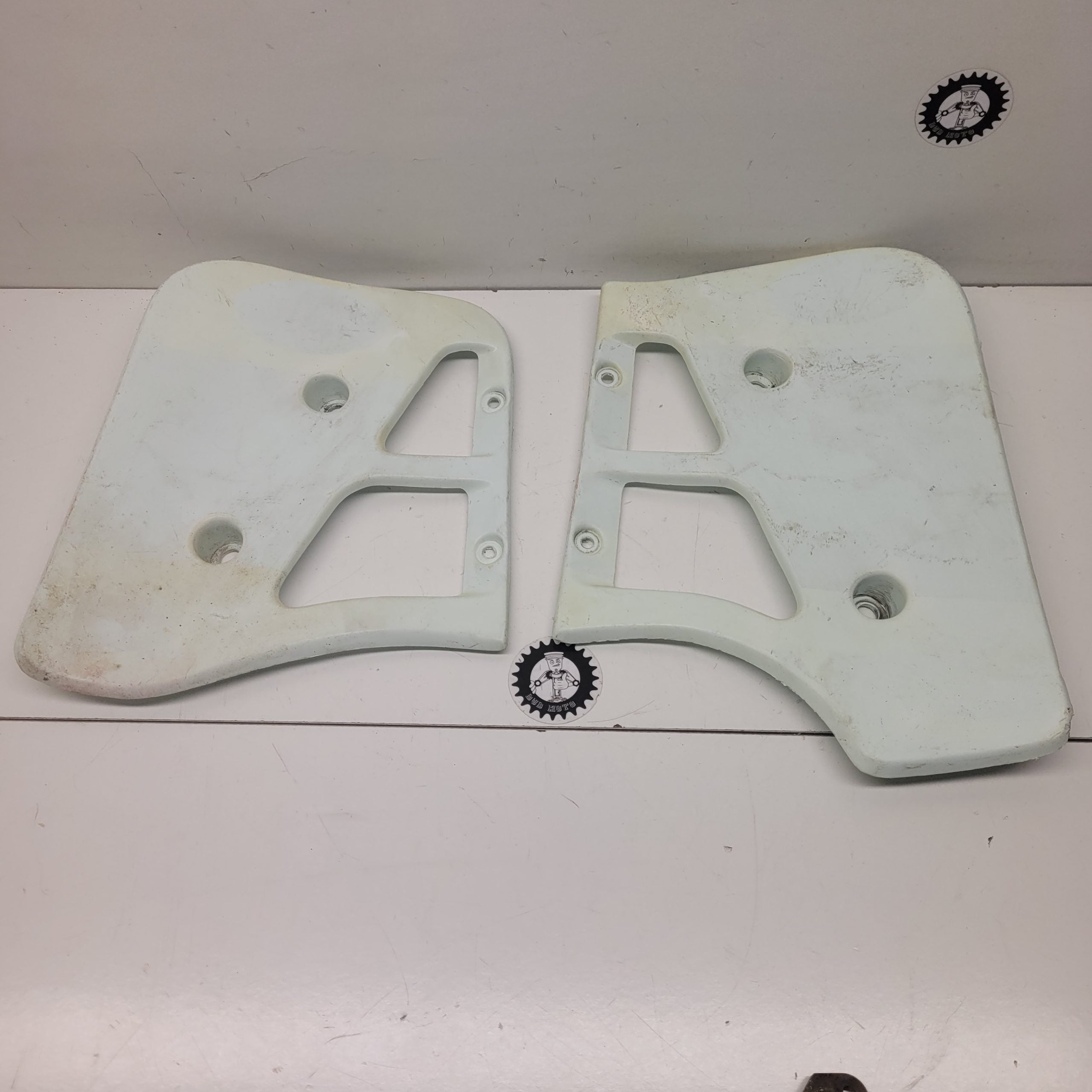 plastique ktm 250 gs 1987