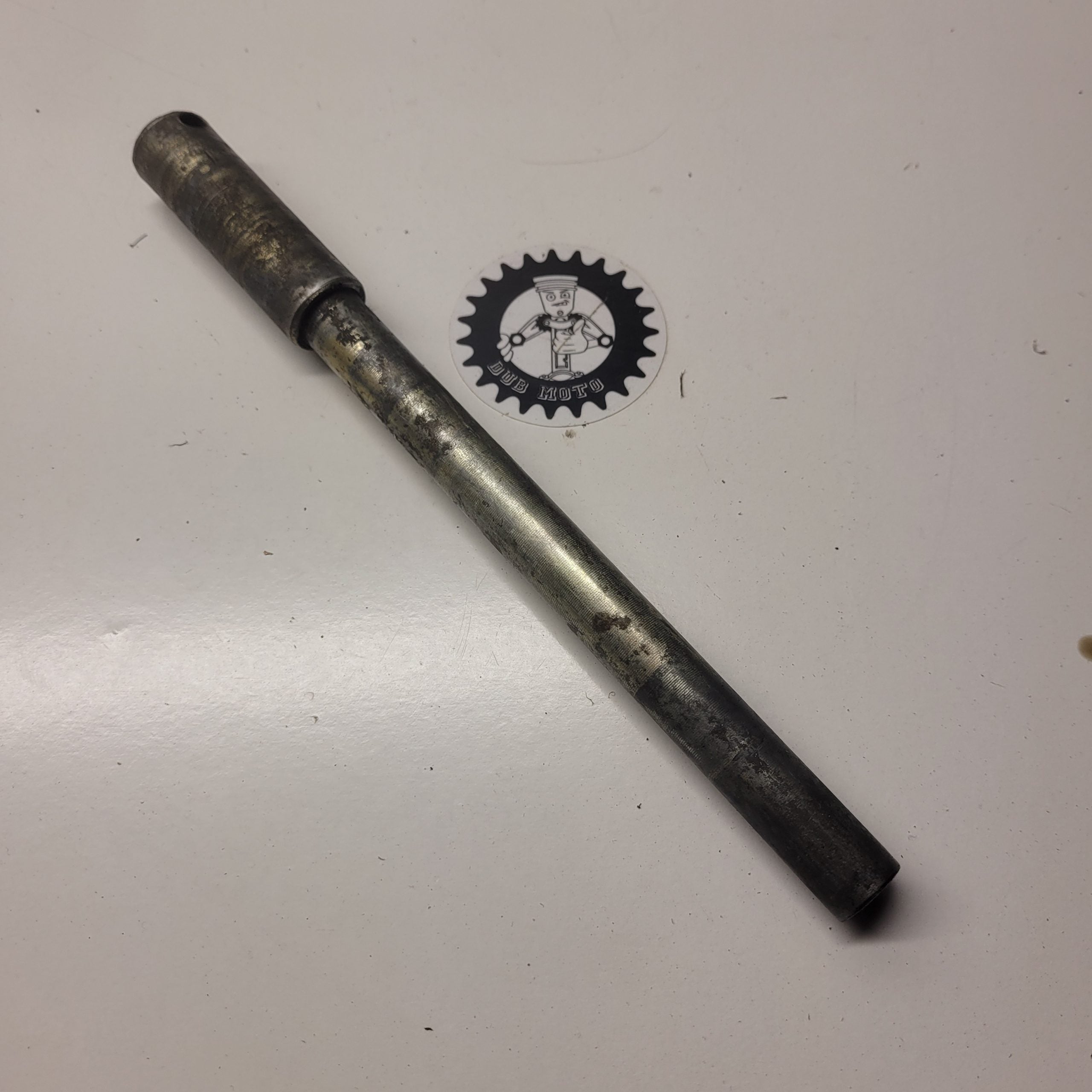 axe roue avant ktm 250 gs 1987