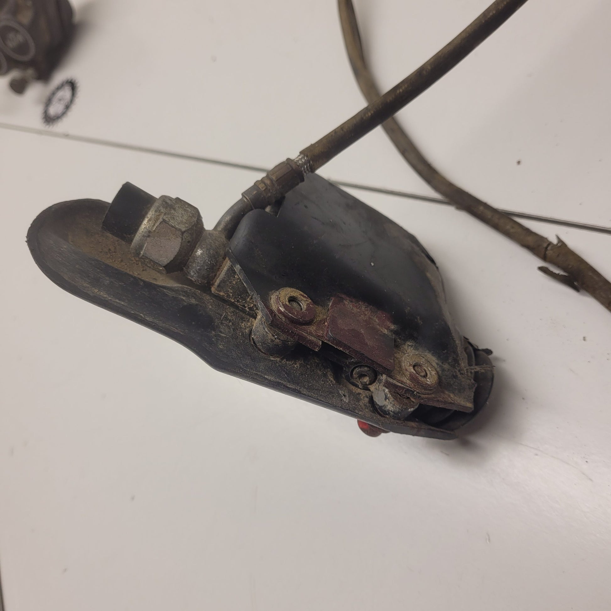 frein arriere en l'état ktm 250 gs 1987-3