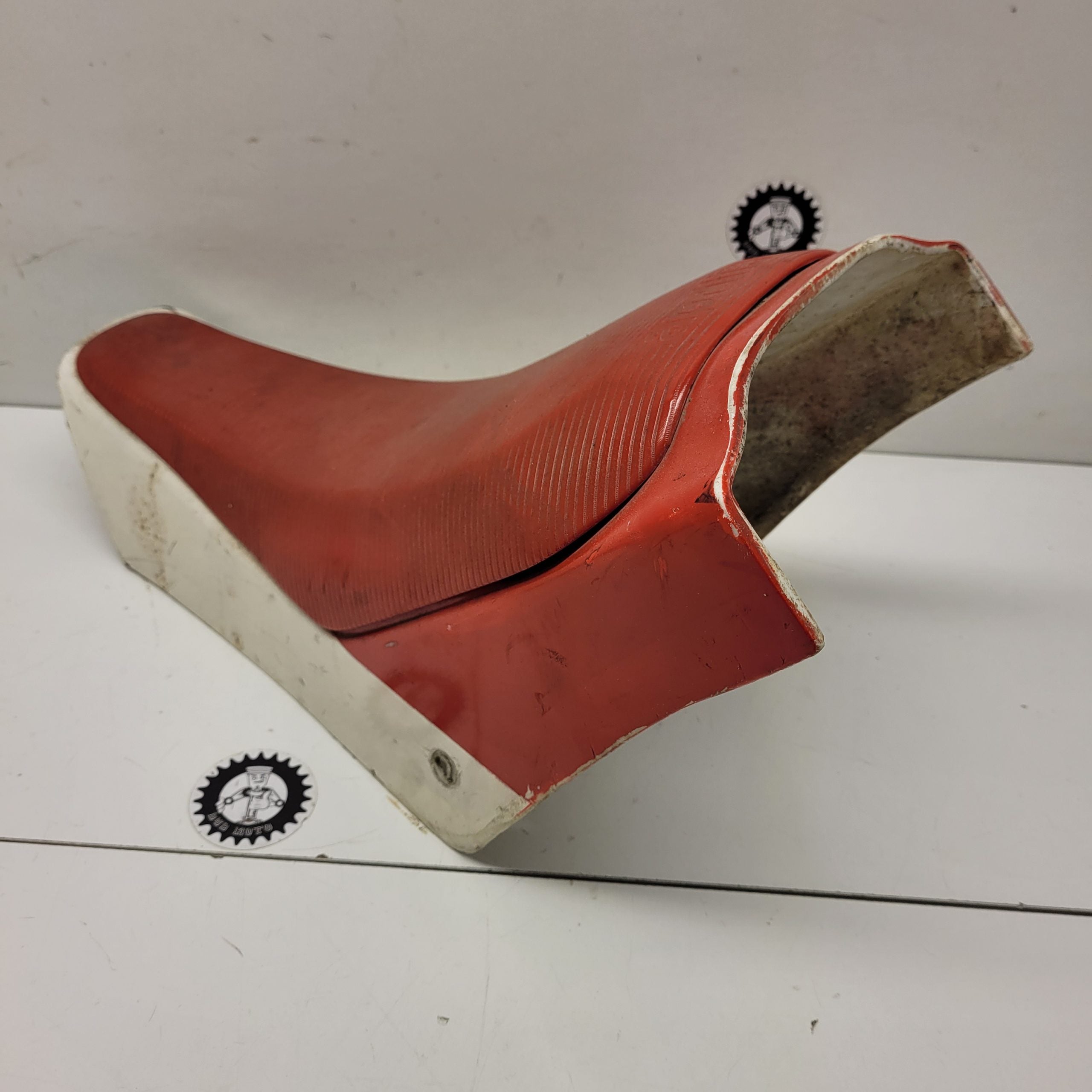selle plastique aprilia txr 240