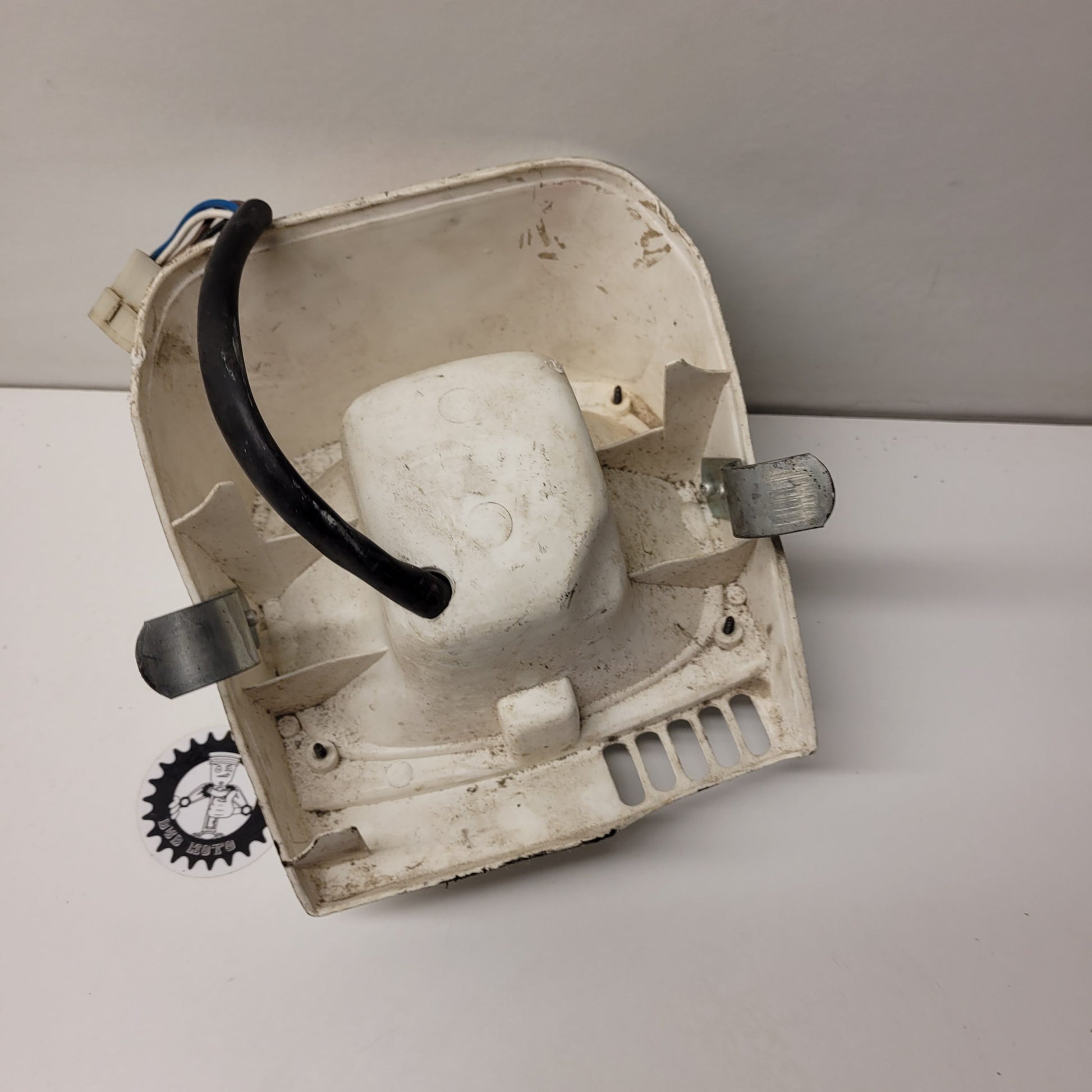 plaque phare aprilia 240 txr-2