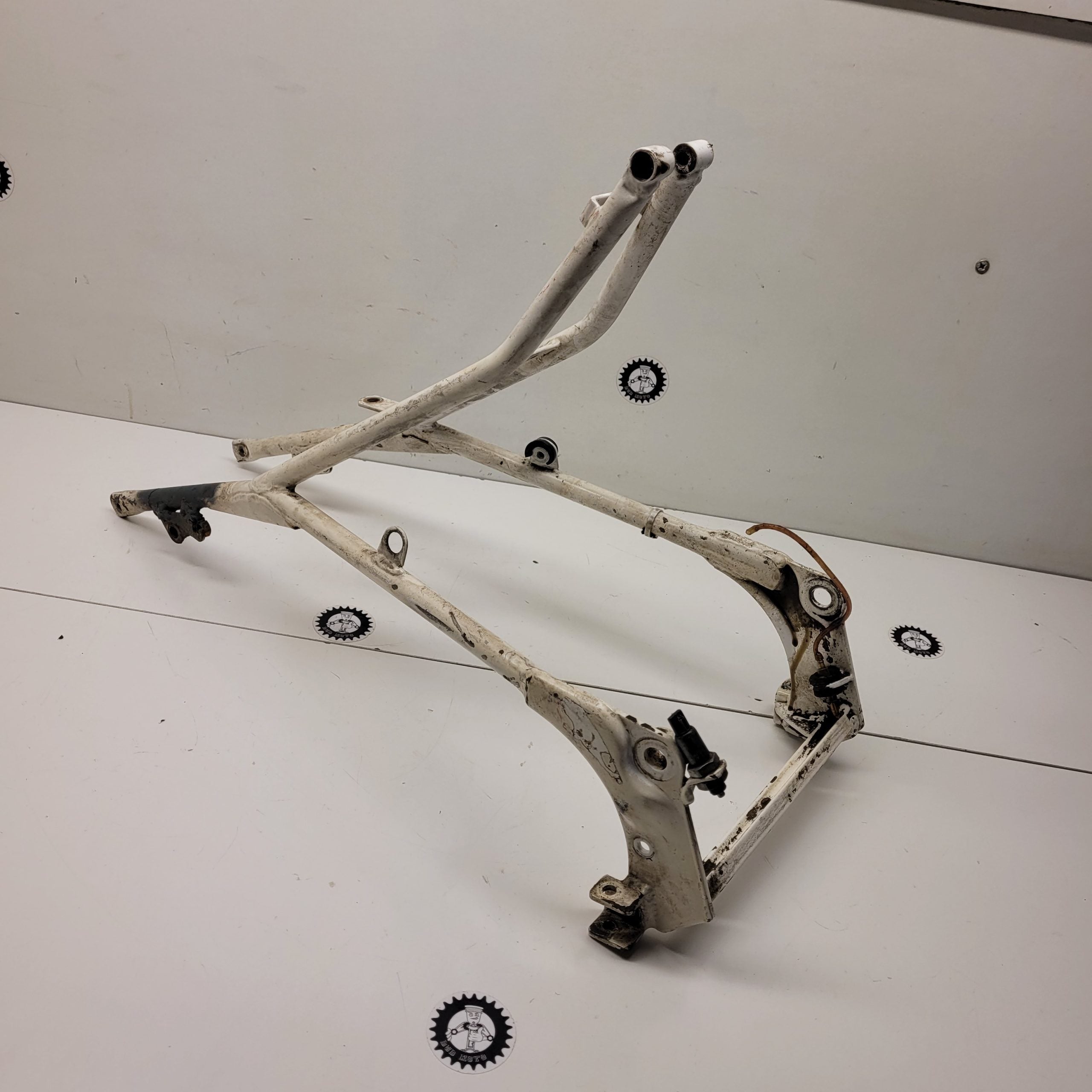 boucle arriere cadre aprilia 240 txr