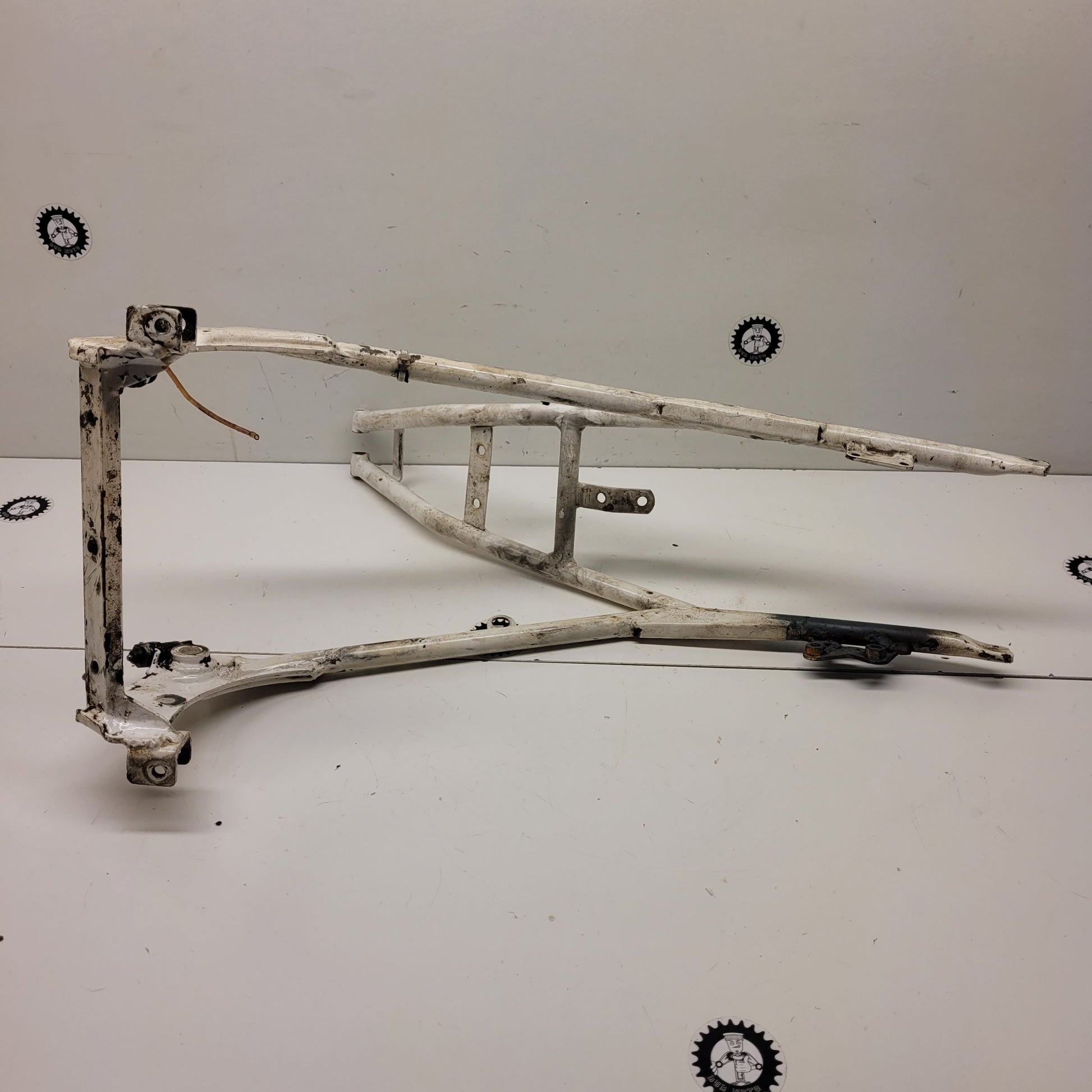 boucle arriere cadre aprilia 240 txr-3