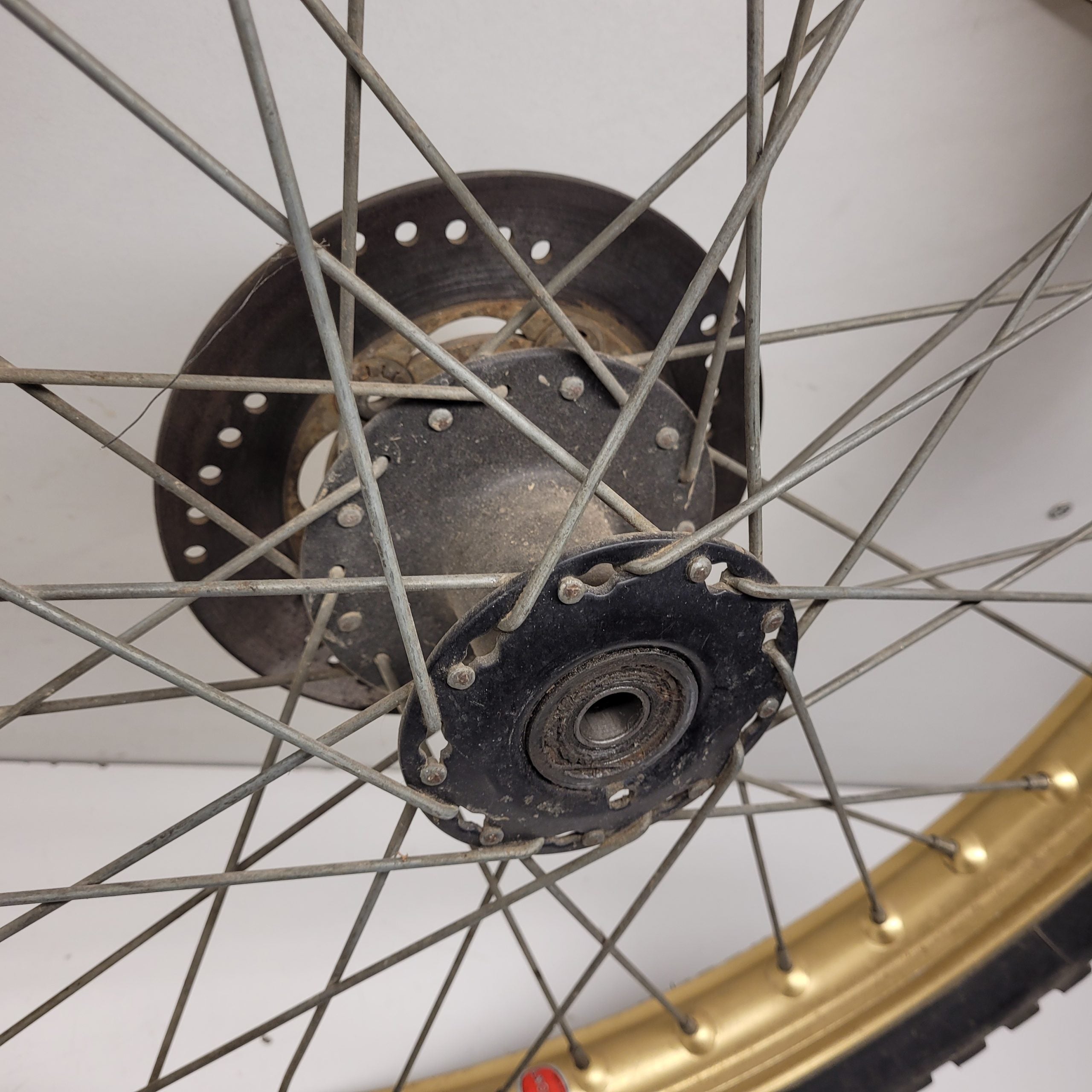 roue avant aprilia 240 txr-3
